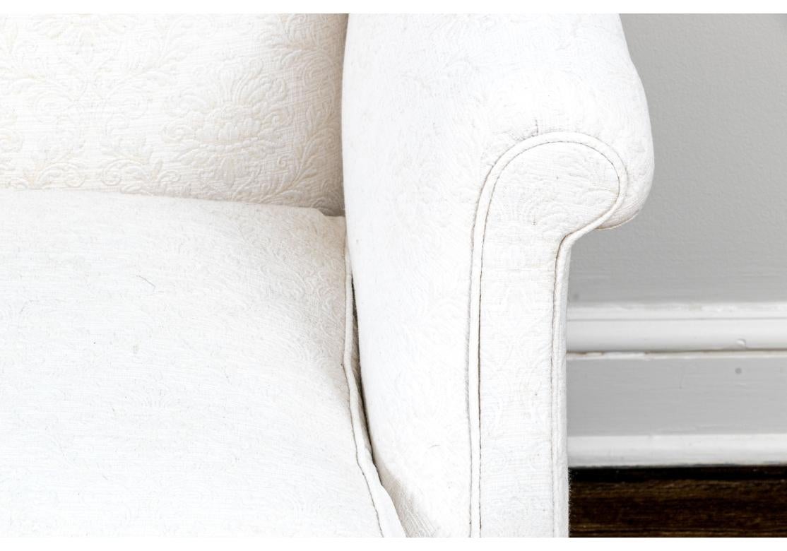 Tissu Exceptionnelle banquette ancienne avec rembourrage personnalisé en vente