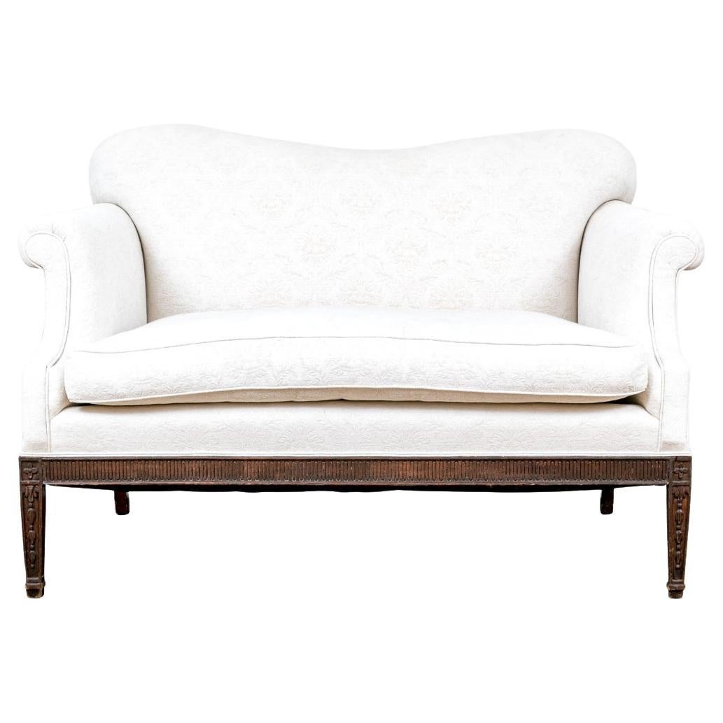 Exceptionnelle banquette ancienne avec rembourrage personnalisé