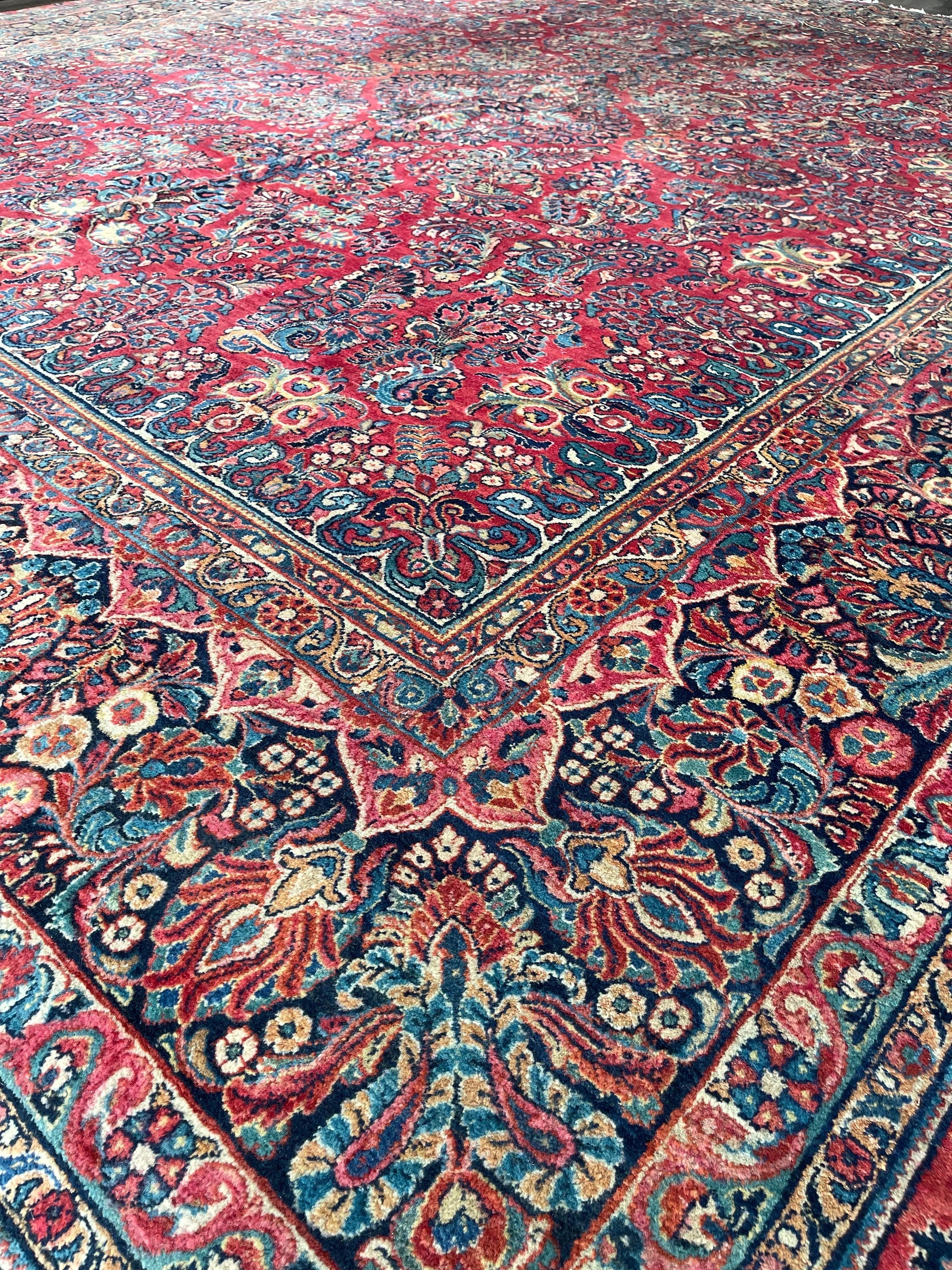 Wool Exceptional Antique Persian Sarouk circa 1920 For Sale