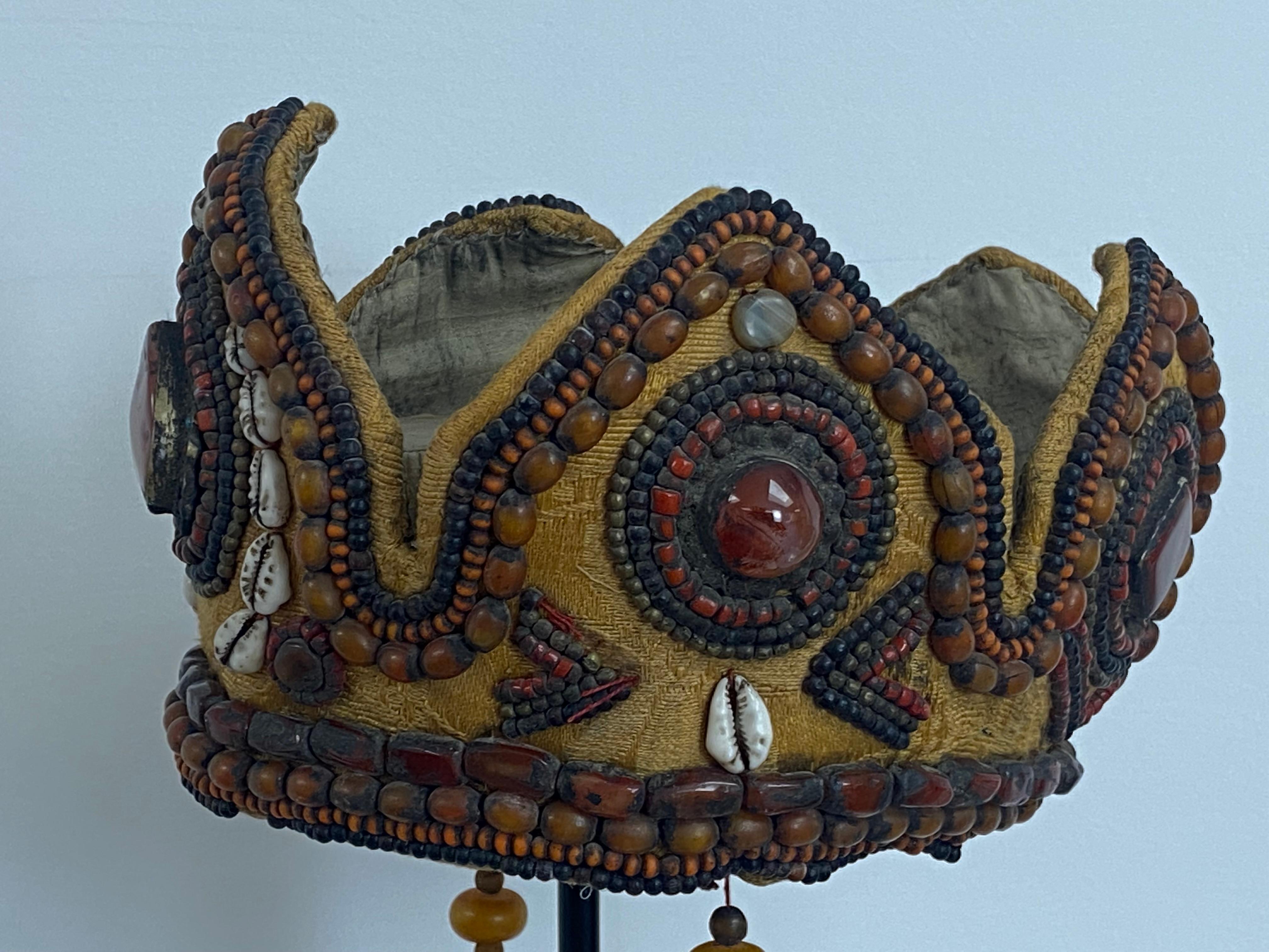 Exceptional Antique Tibetan Parure made of a Head Ornament and Collier 14