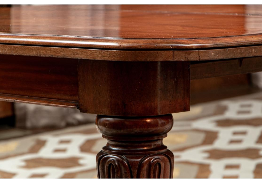 Exceptionnelle table à rallonge de salle à manger/banquet William IV ancienne en vente 3