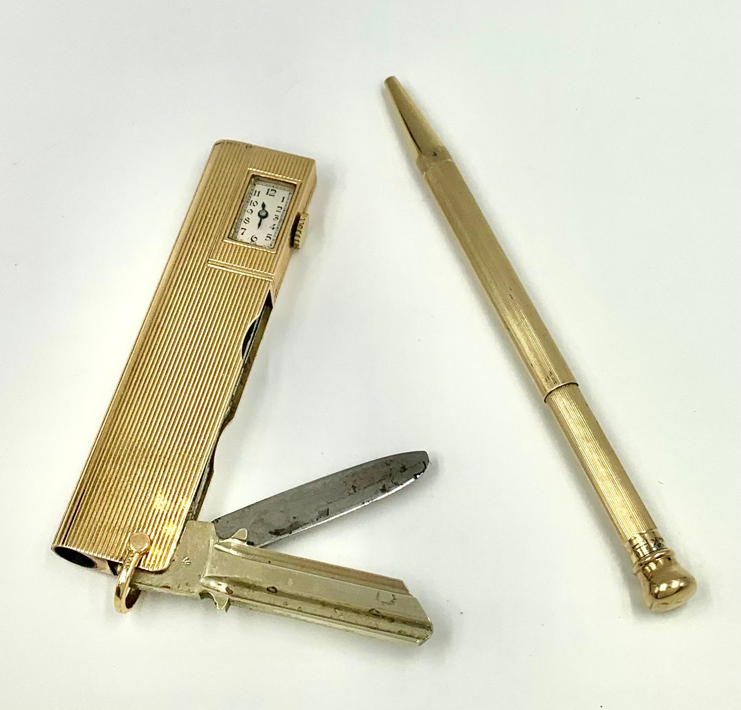 Rare outil compendium d'époque Art Déco en or jaune 14 carats composé d'une montre Pery, d'un crayon oscillant d'agent de change, d'une clé et d'un couteau de poche, vraisemblablement commercialisé par Cartier
Début du 20e siècle
Provenance : d'une