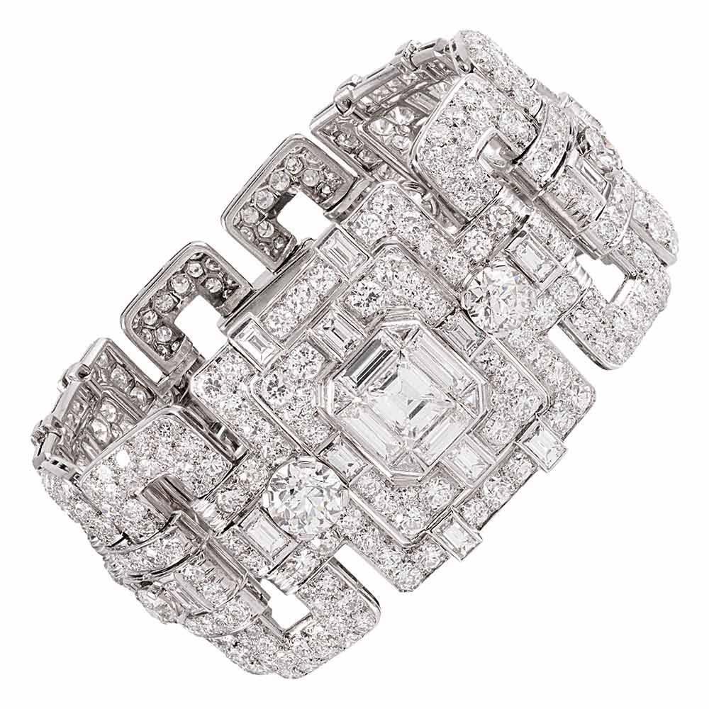 Exceptional Art Deco 53.09 Carat Diamond Bracelet
