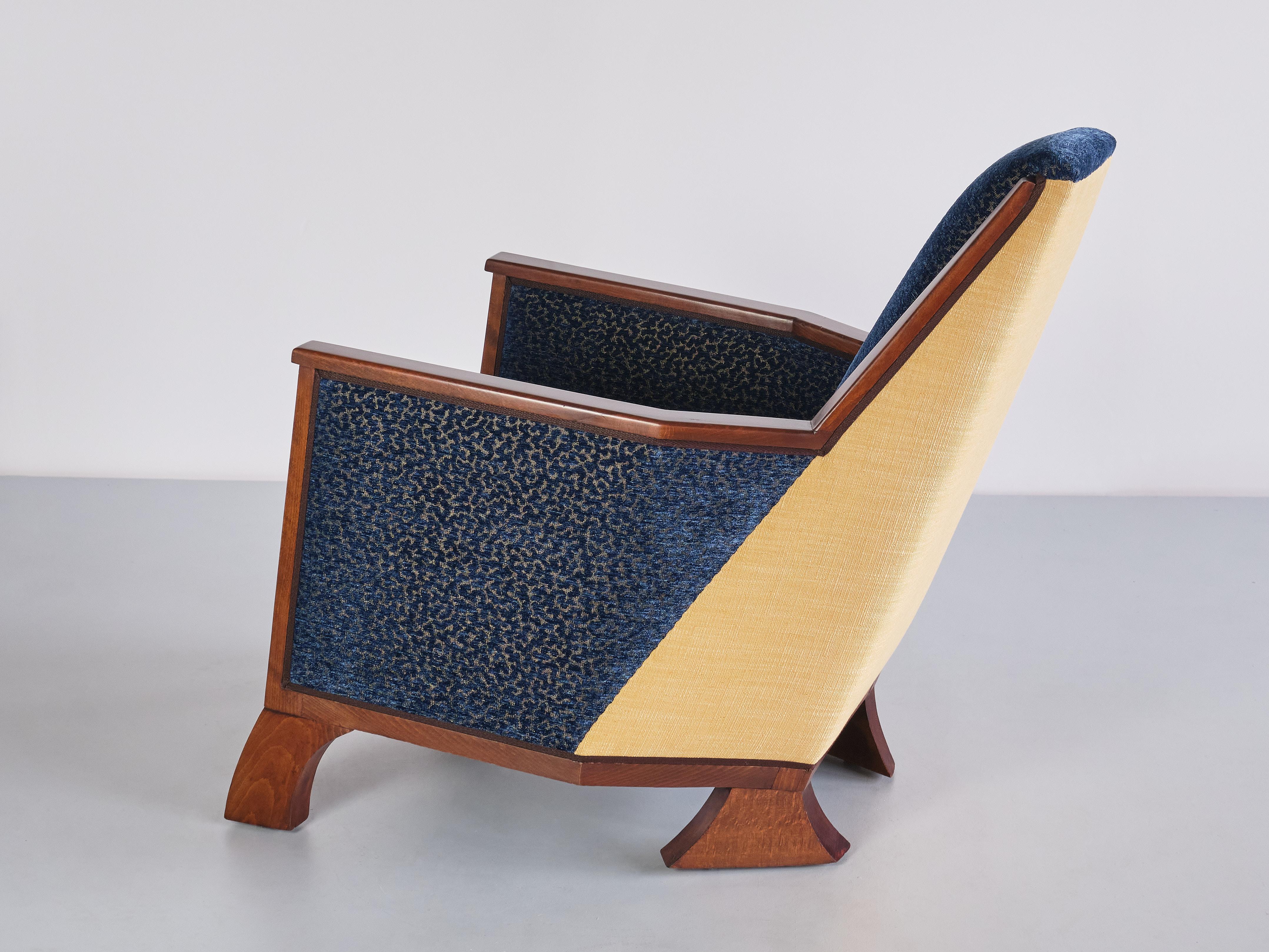 Exceptional Art Deco Arm Chair in Blue Velvet and Maple, Northern France, 1920s For Sale 7