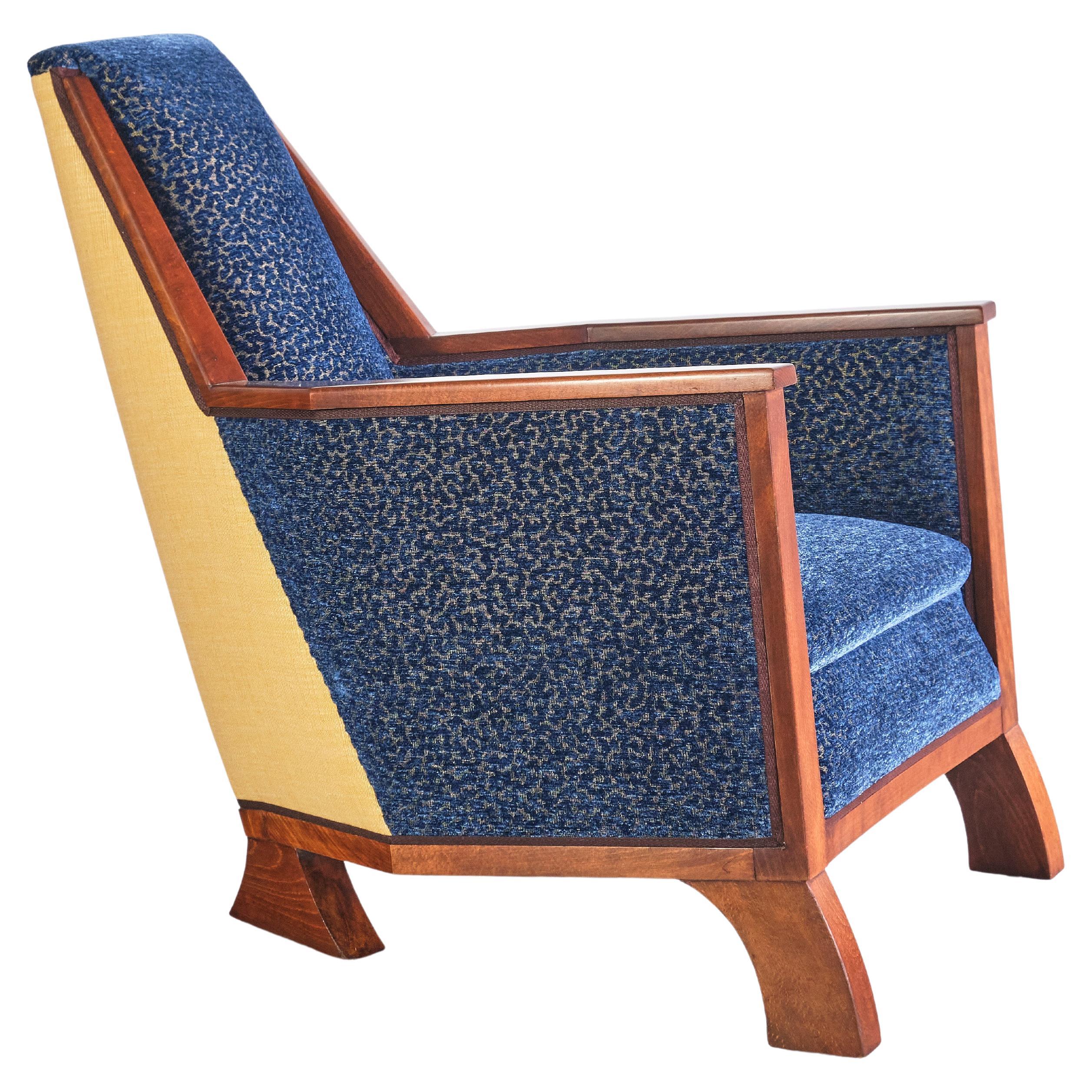 Exceptional Art Deco Arm Chair in Blue Velvet and Maple, Northern France, 1920s For Sale