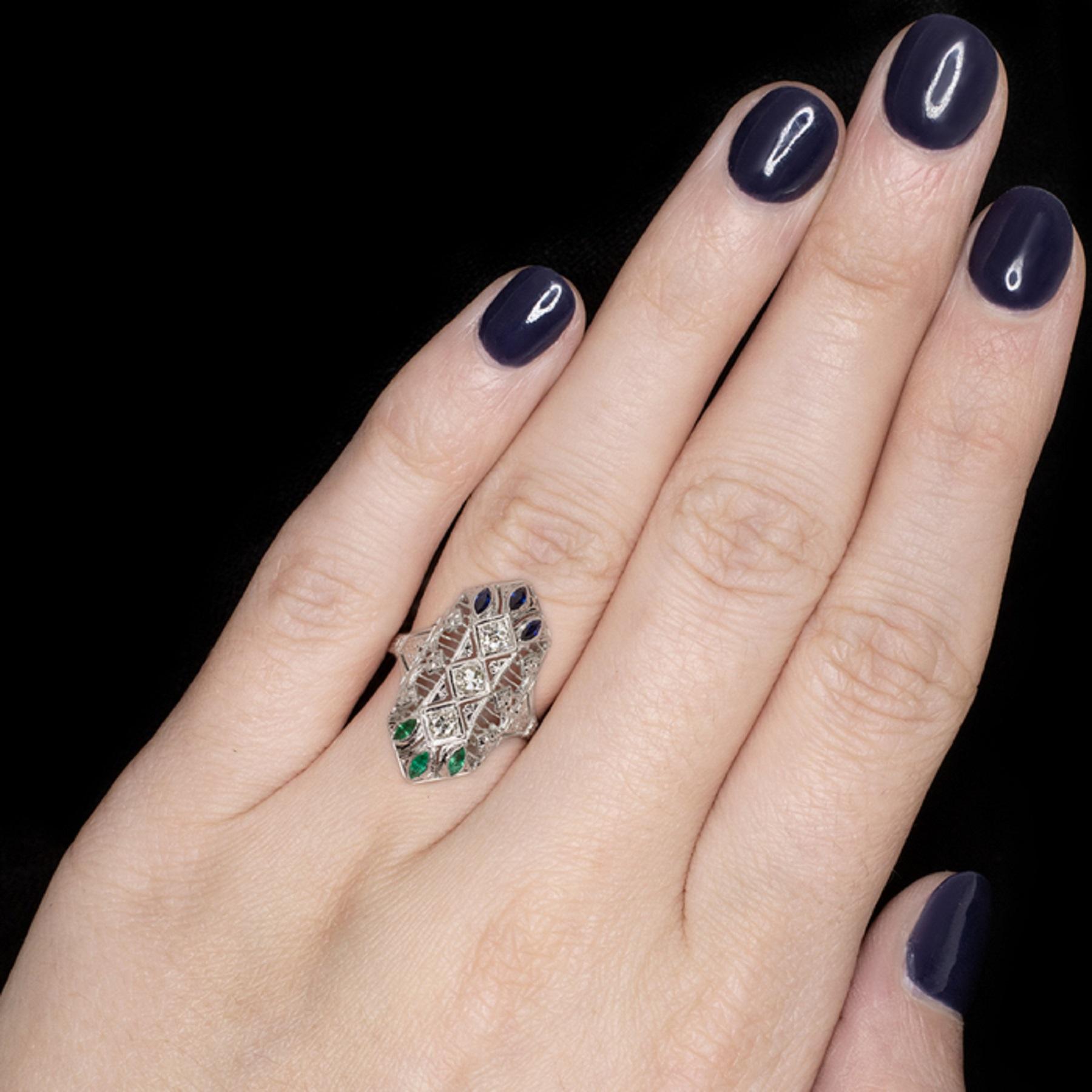 Cocktail-Ring, Art déco, Diamant, grüner Smaragd, blauer Saphir (Smaragdschliff)