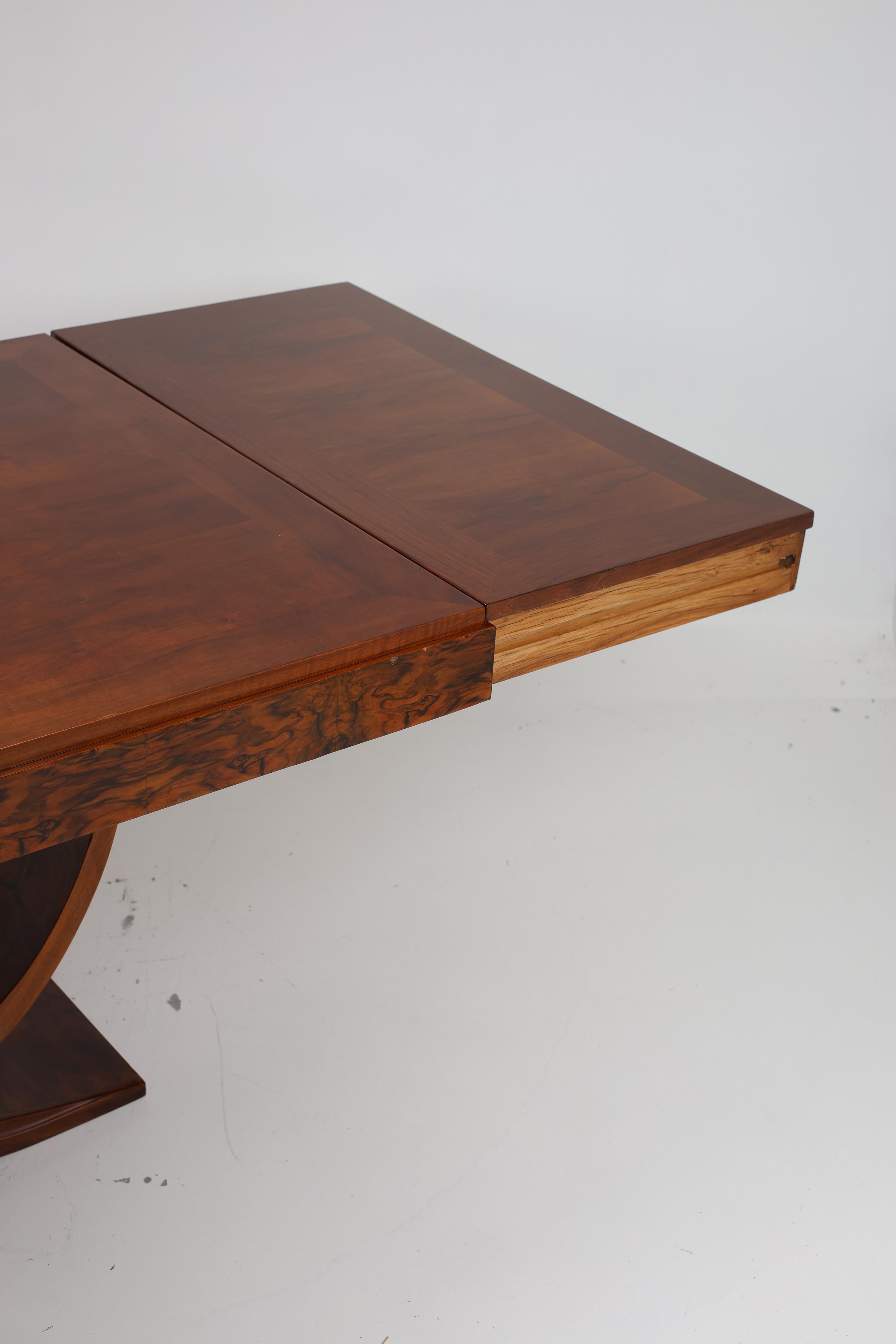 Exceptional Art Deco dining table For Sale 4