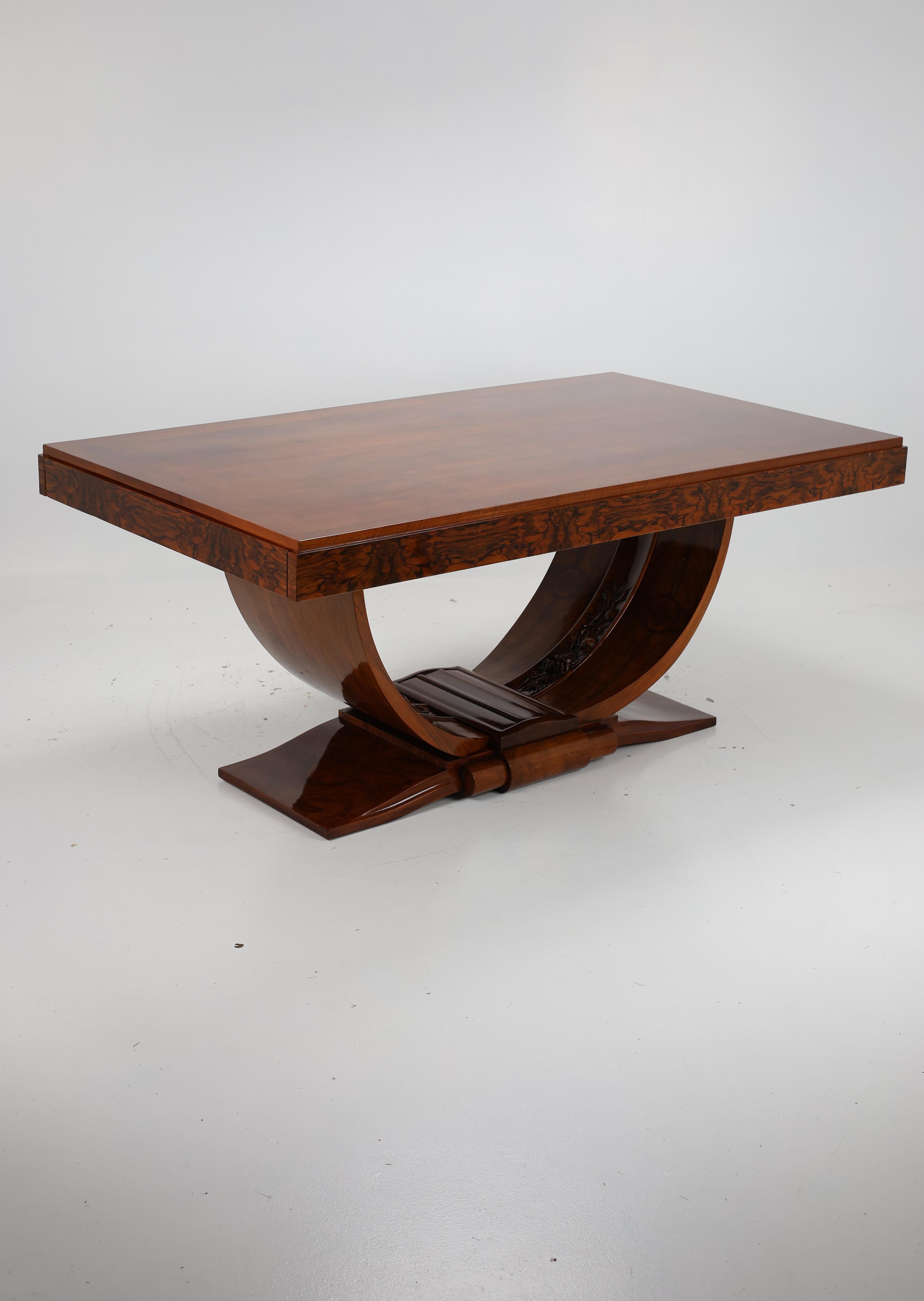 French Exceptional Art Deco dining table For Sale