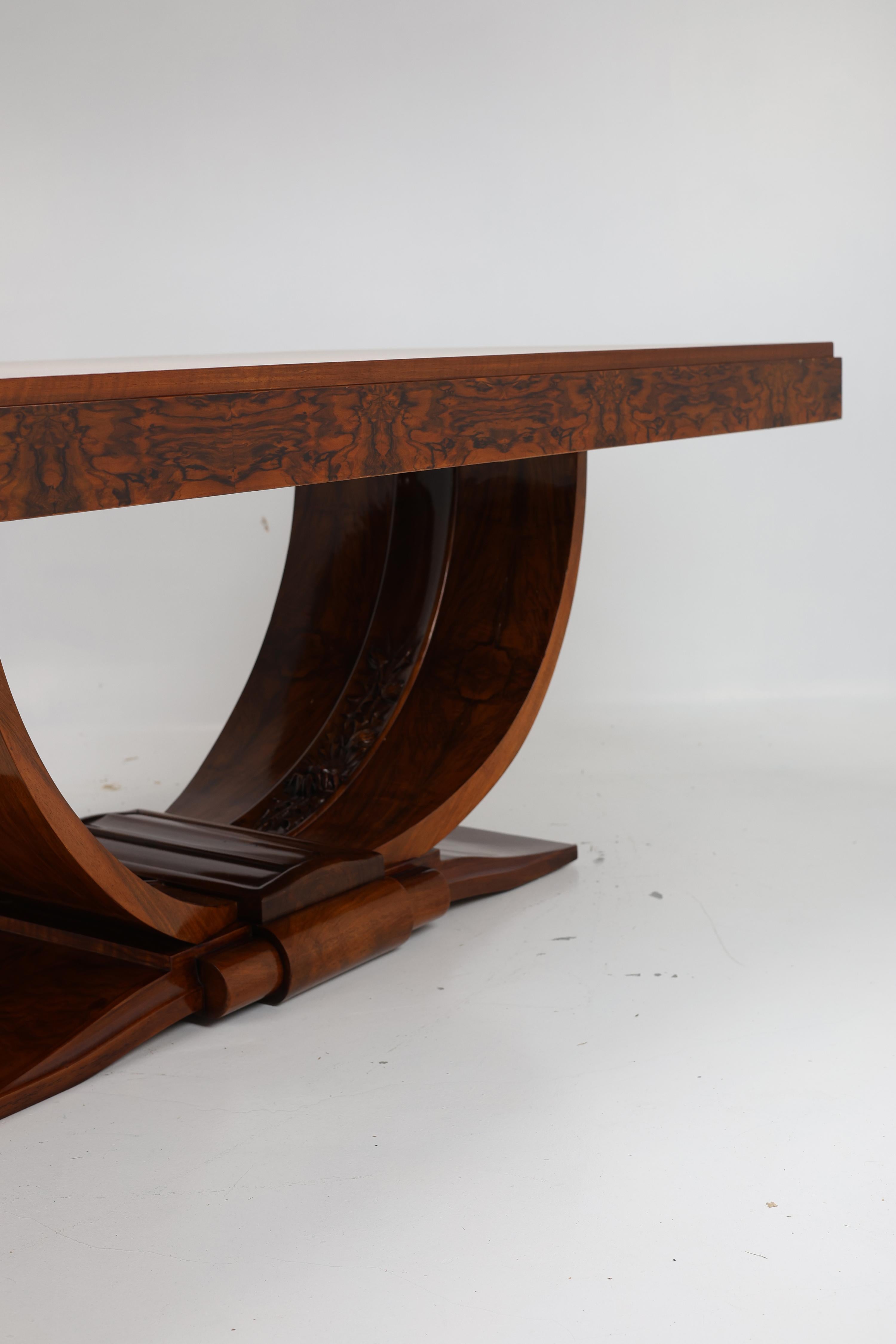 Exceptional Art Deco dining table For Sale 1
