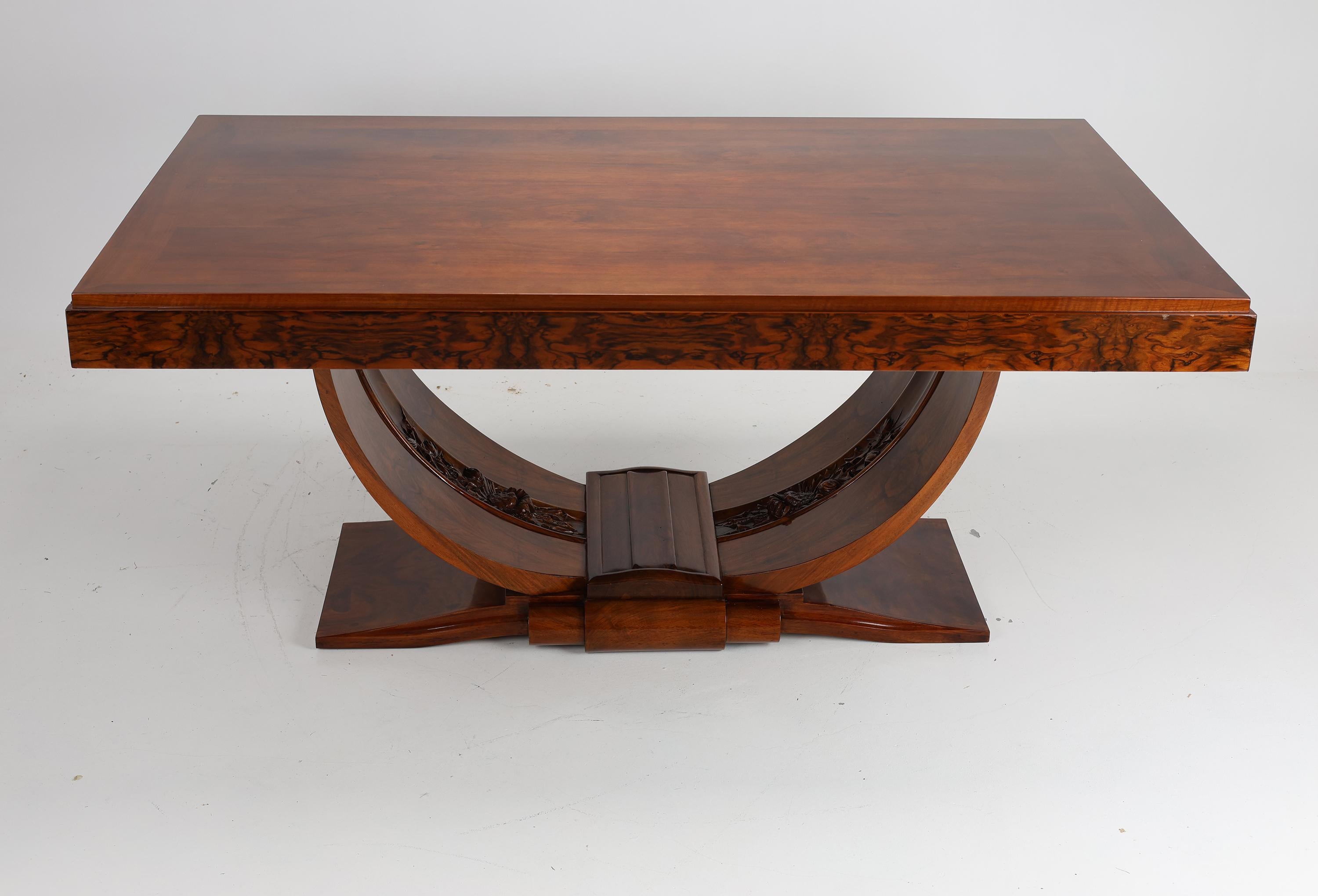 Exceptional Art Deco dining table For Sale 2