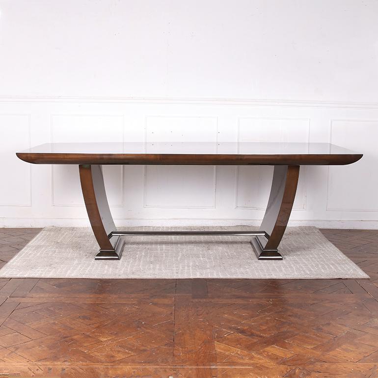 Français Exceptionnelle table à manger Art déco de Paris en vente