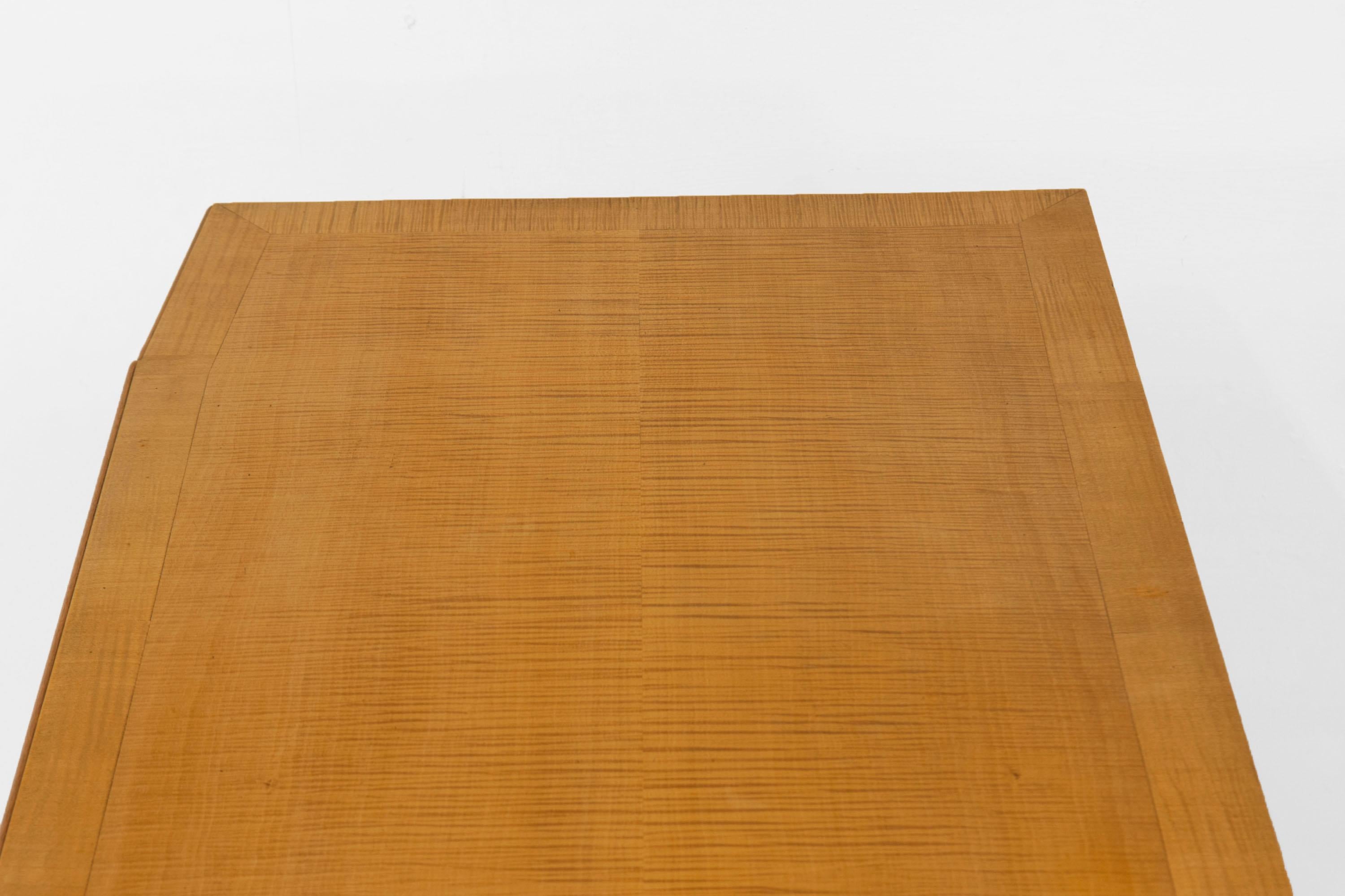 Exceptional Art Deco Maple Chest of Drawers, 1930s 5