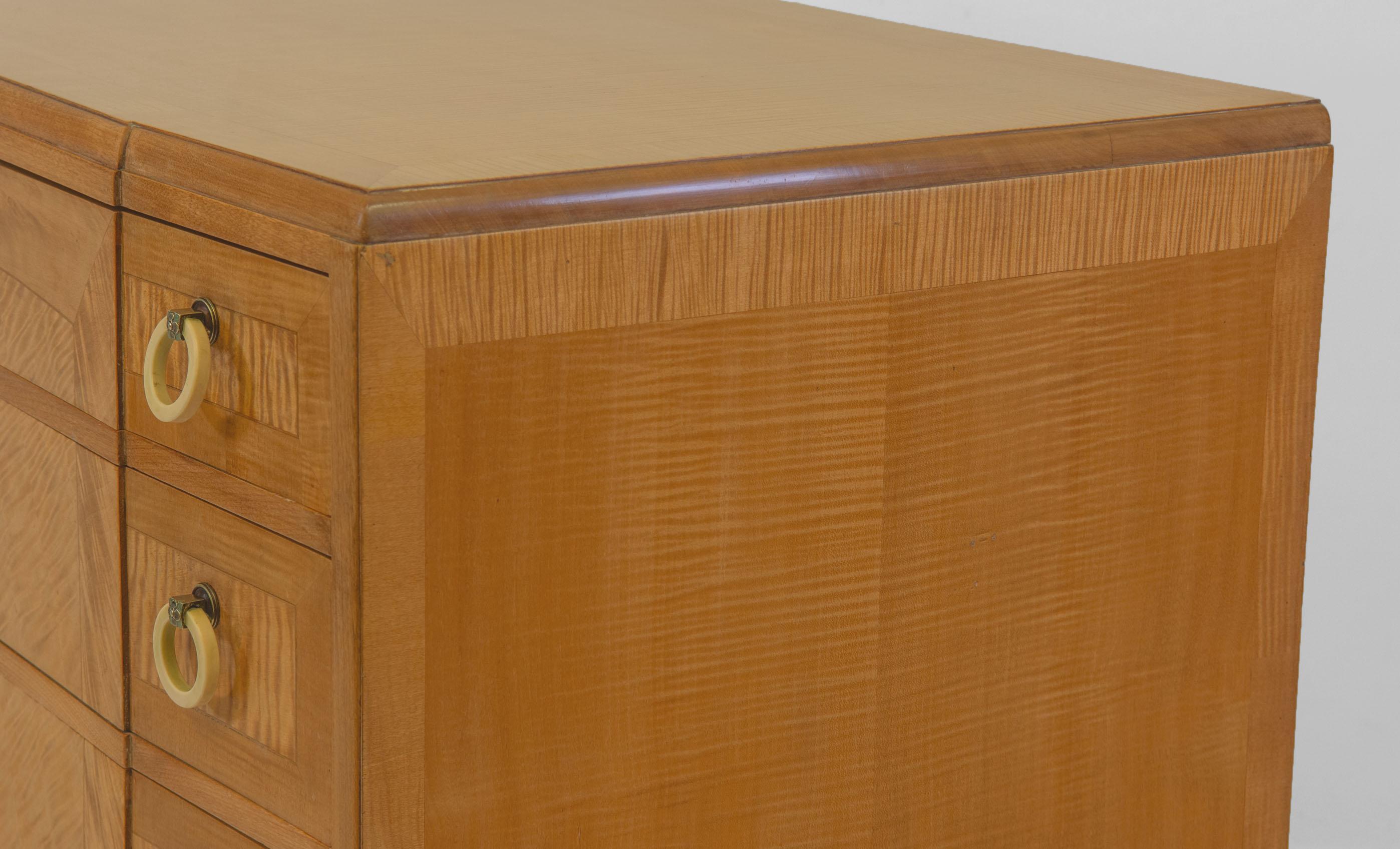 Exceptional Art Deco Maple Chest of Drawers, 1930s 7