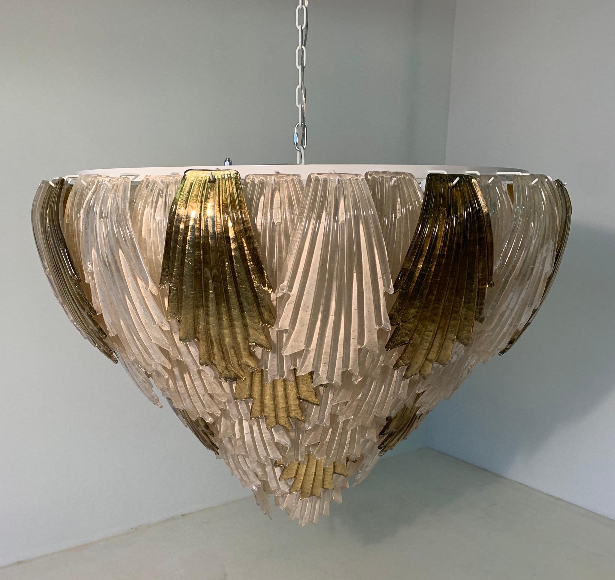 Exceptional Art Deco Murano Glass Chandelier For Sale 2