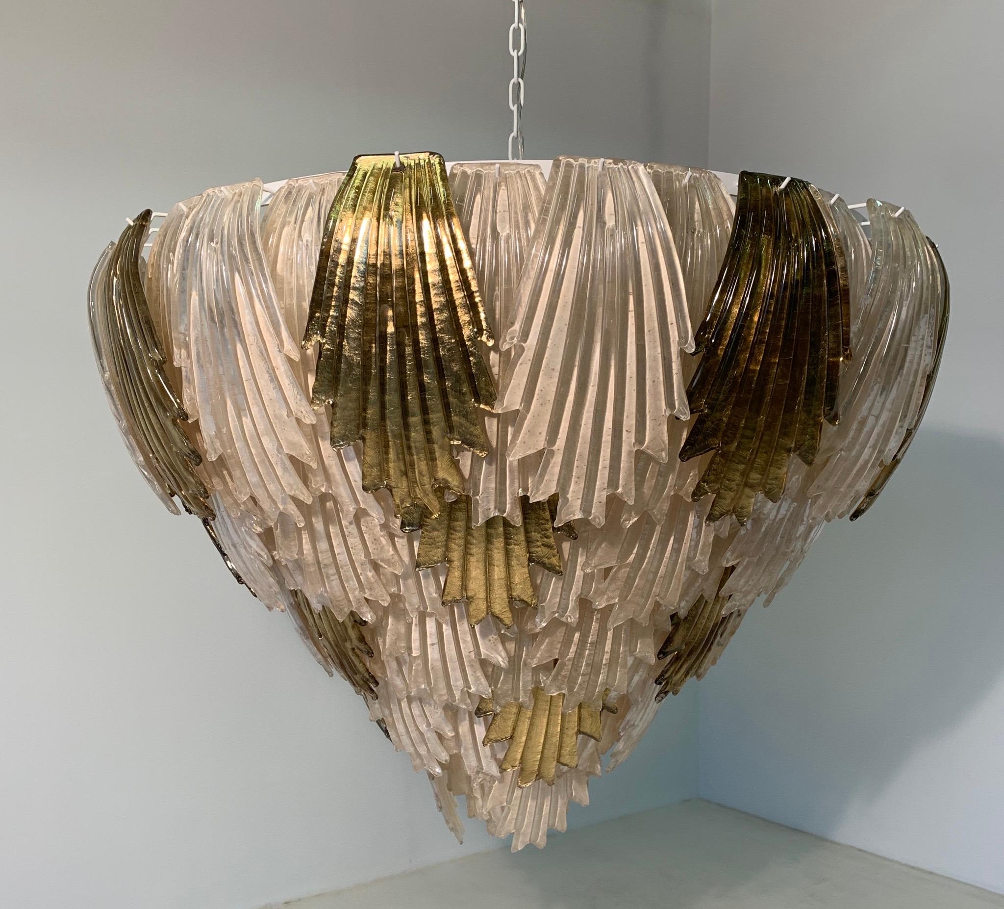 Exceptional Art Deco Murano Glass Chandelier For Sale 3