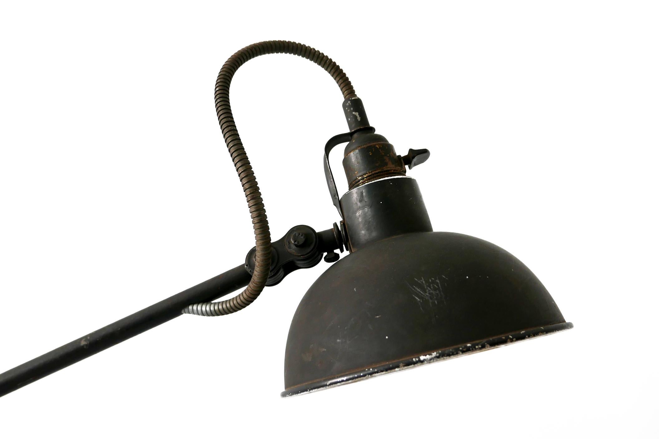 Exceptional Articulated Bauhaus Workshop Wall Lamp or Task Light 1920s Germany For Sale 2