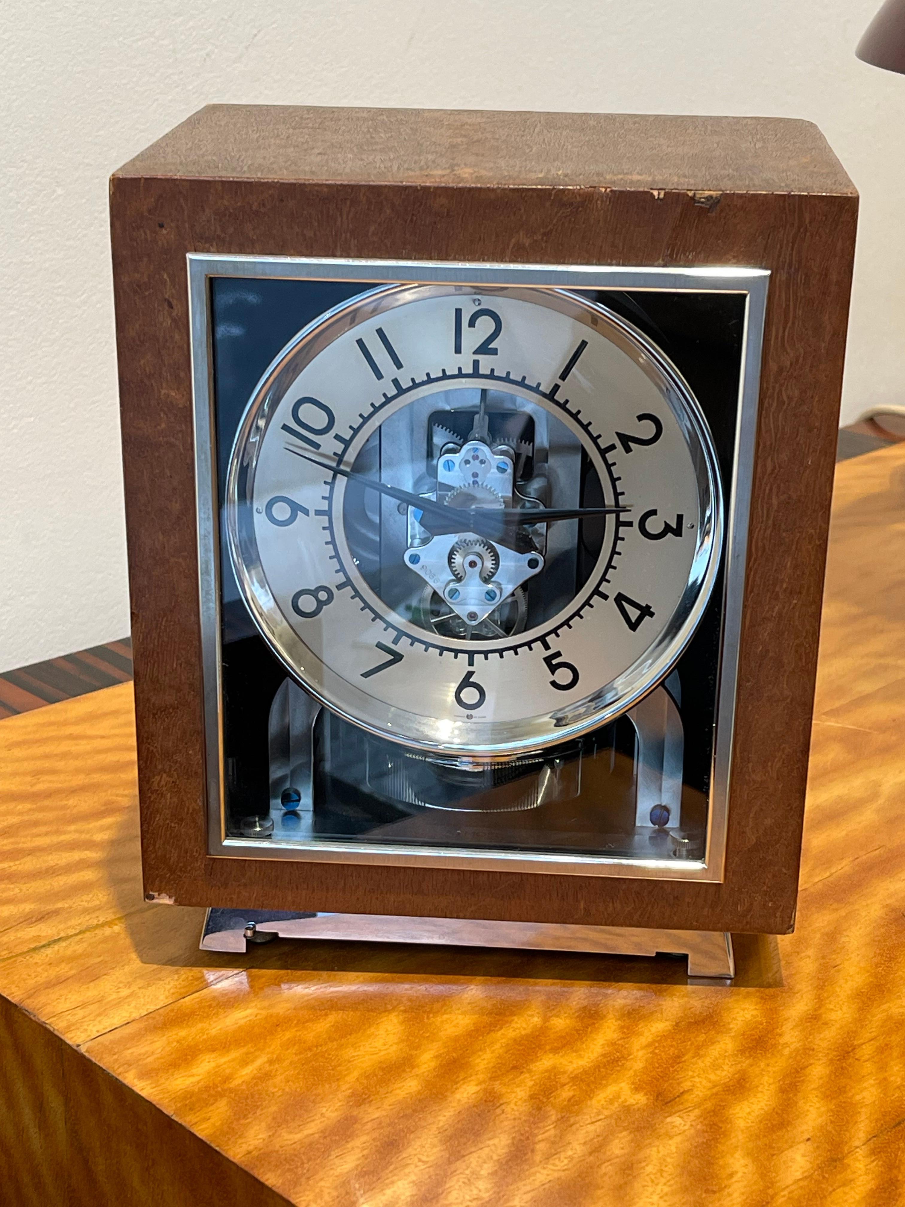 Exceptional Atmos Table Clock by Jaeger-Lecoultre, circa 1940, Switzerland For Sale 6