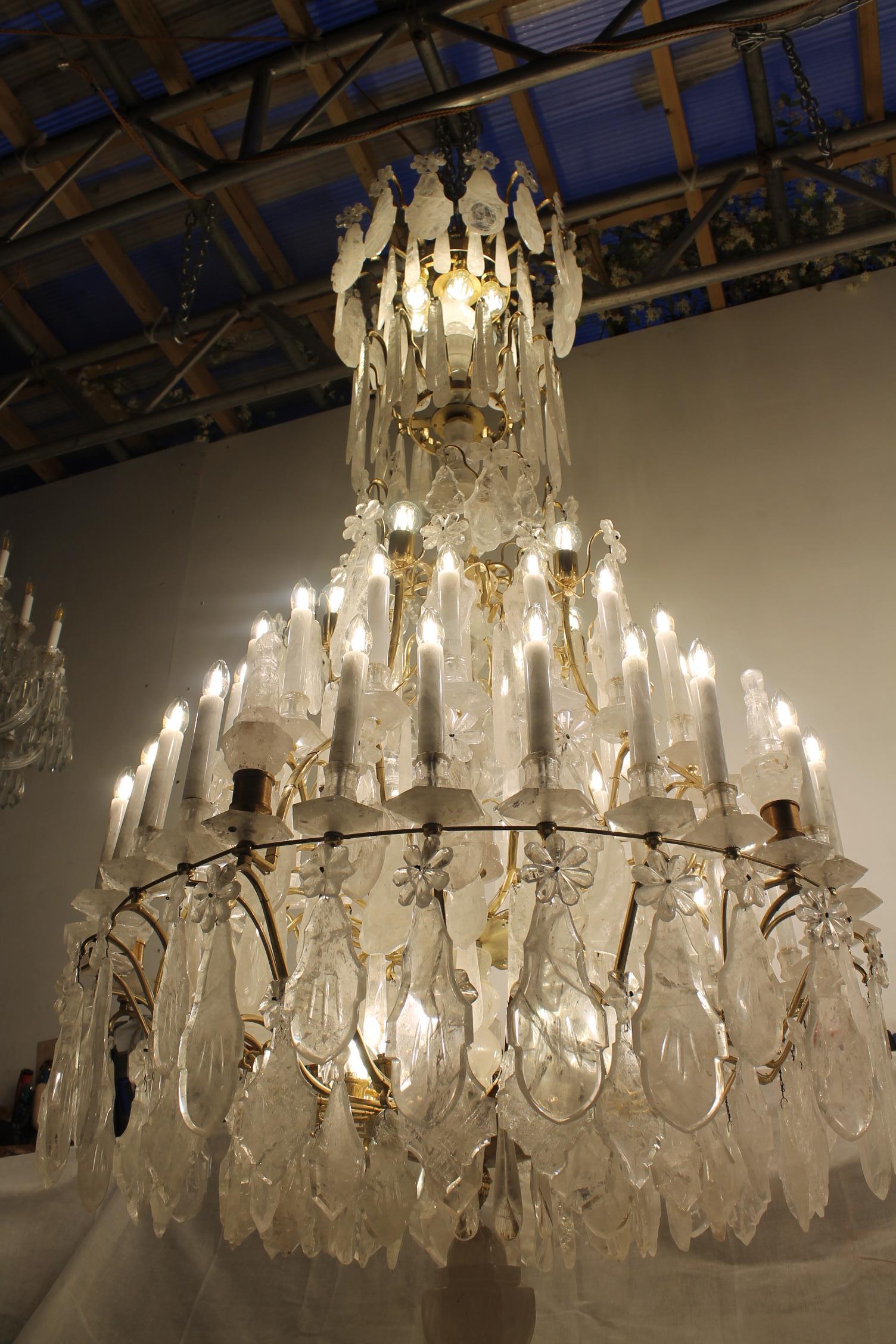 Exceptional Baccarat pair of rock crystal chandeliers  classic  H230Cm  W120cm For Sale 3