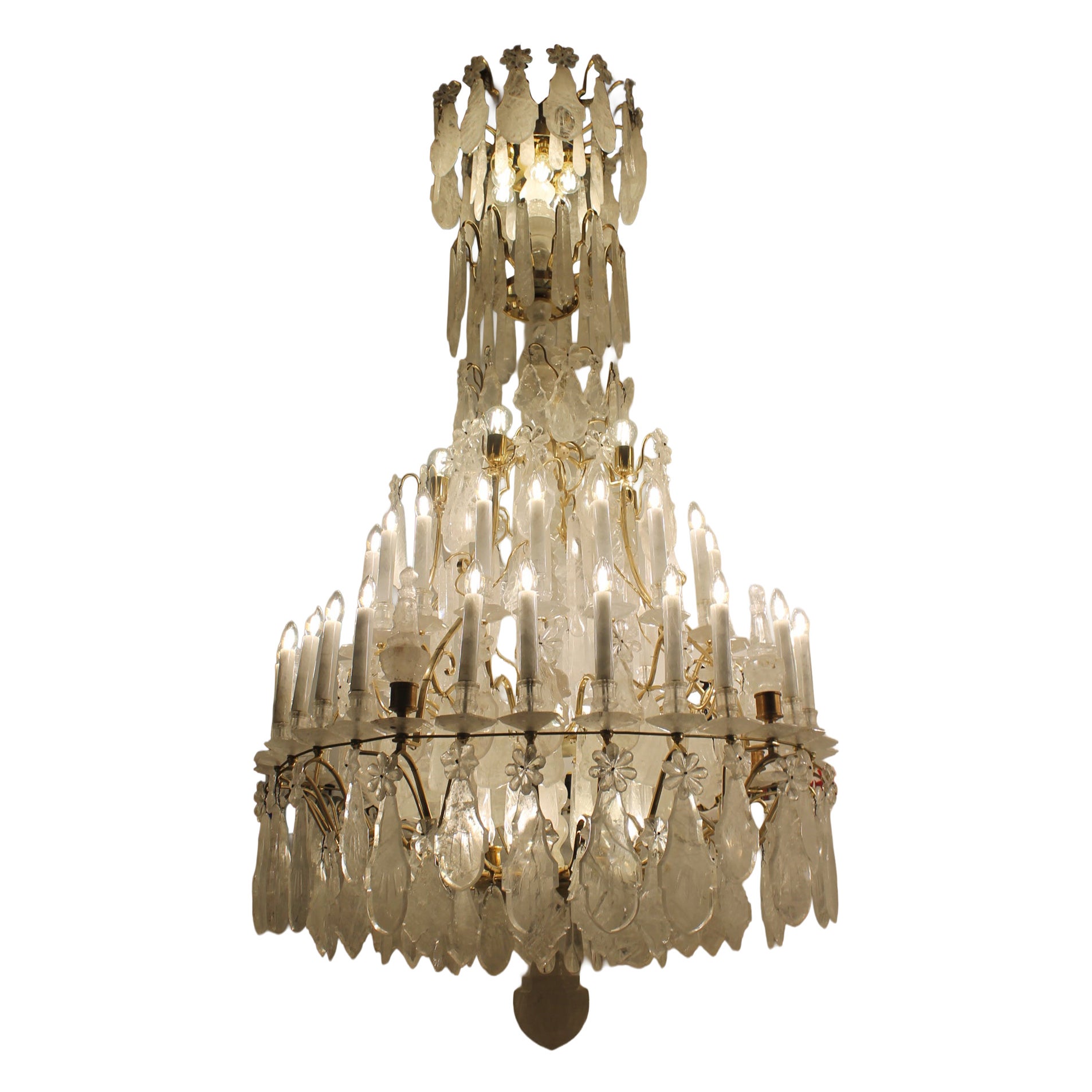 Exceptionnelle paire de lustres en cristal de roche de Baccarat  classique  H230Cm  L120cm