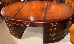 Exceptional Baker Furniture Oval Mahogany Leather Top Partners Desk