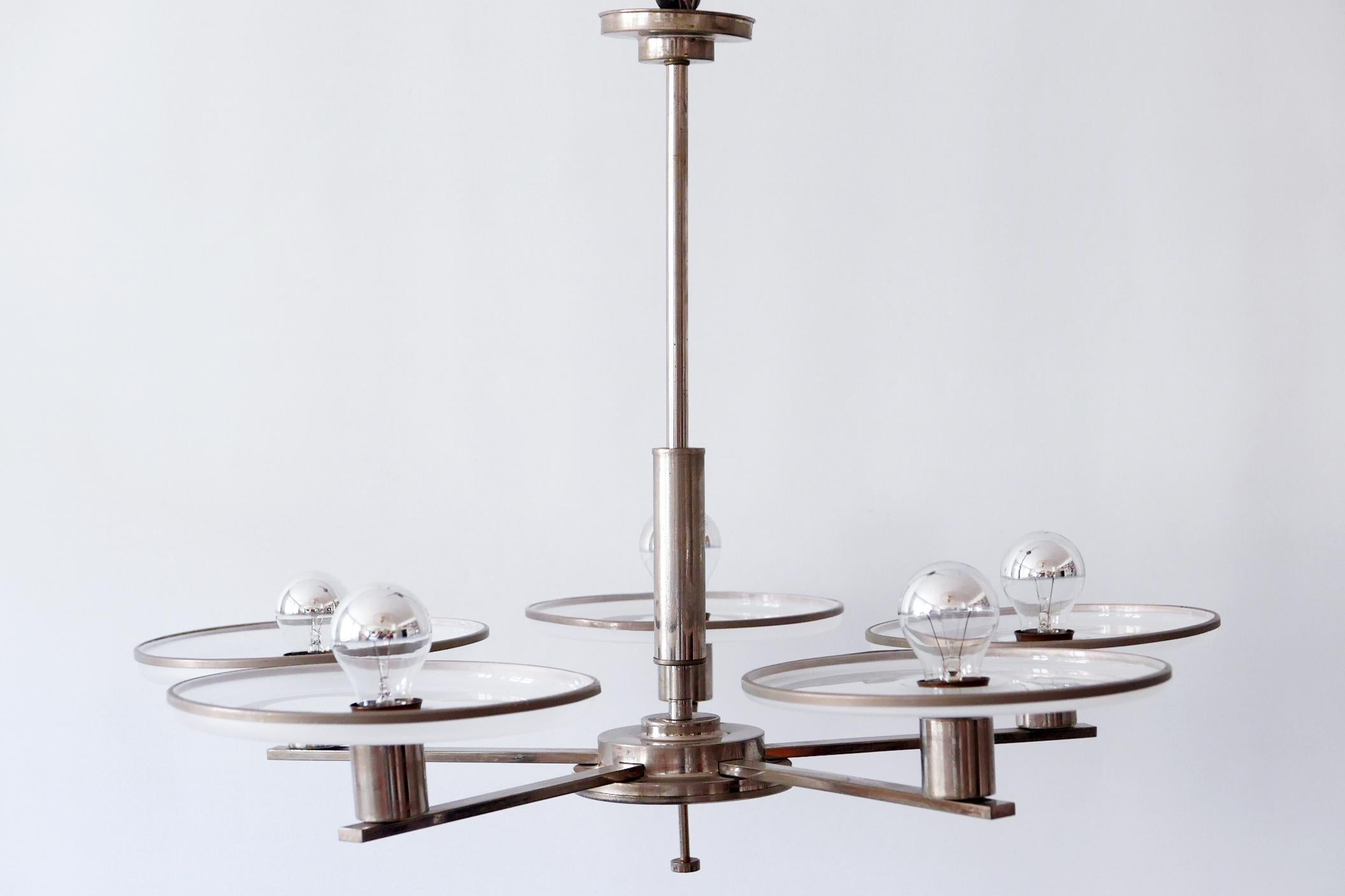 Exceptional Bauhaus / Art Deco Chandelier or Pendant Lamp, 1930s, Germany In Good Condition For Sale In Munich, DE