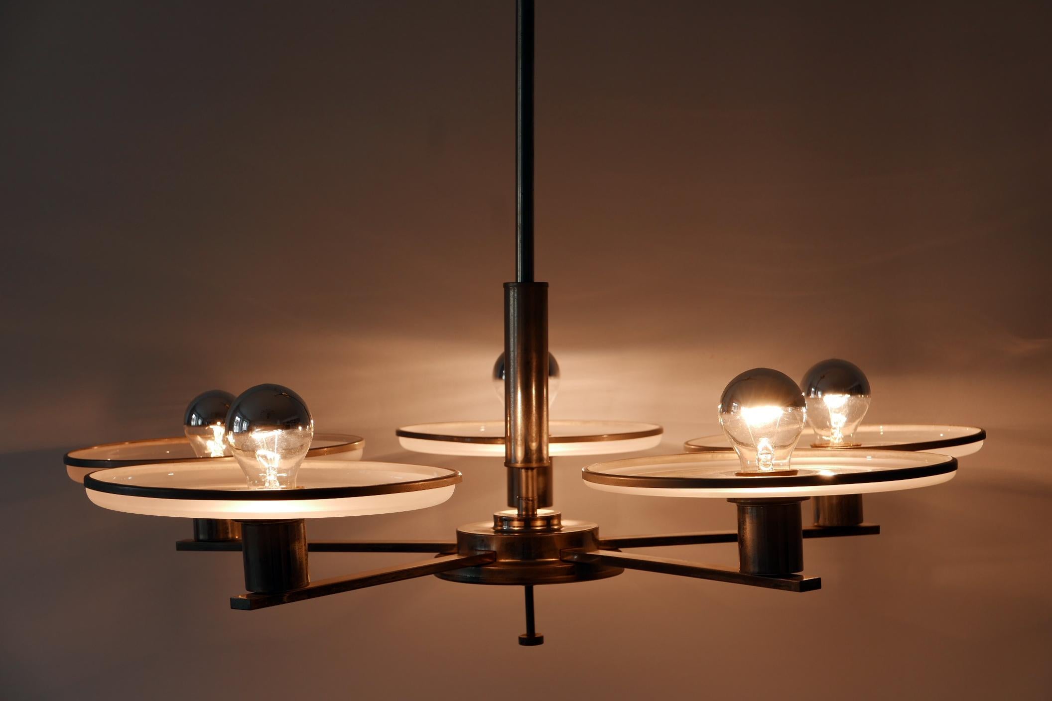 Exceptionnel lustre ou lampe à suspension Bauhaus/Art déco, années 1930, Allemagne Bon état - En vente à Munich, DE