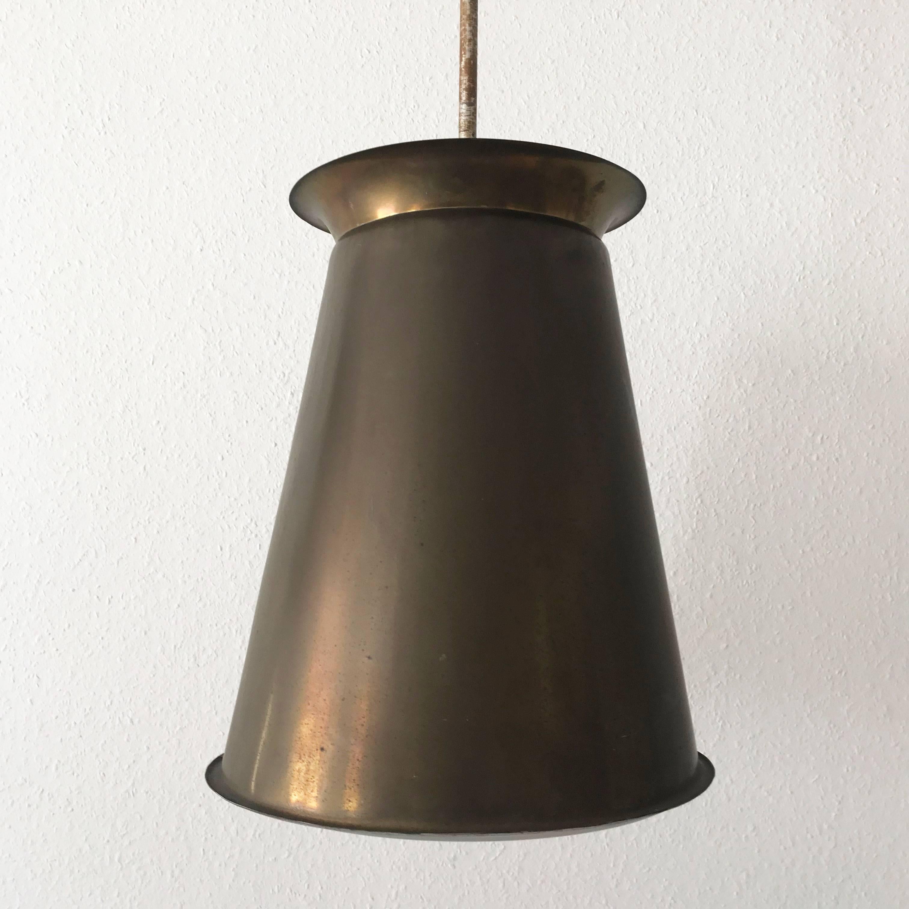 Exceptionnelle lampe suspendue Bauhaus d'Adolf Meyer pour Zeiss Ikon, années 1930, Allemagne Bon état - En vente à Munich, DE
