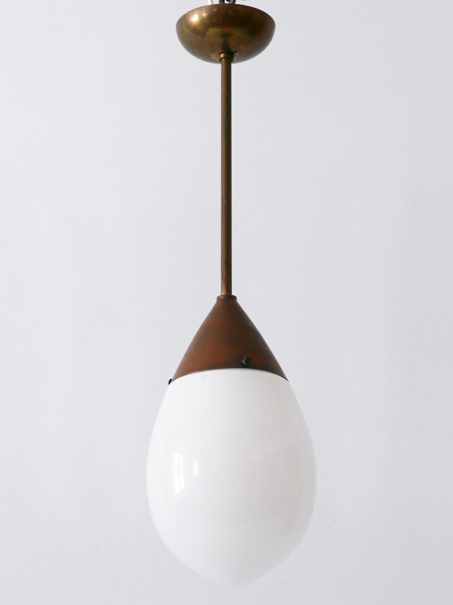 Exceptionnelle lampe suspendue ou lampe suspendue Bauhaus en forme de goutte d'eau par Siemens, années 1920, Allemagne en vente 1