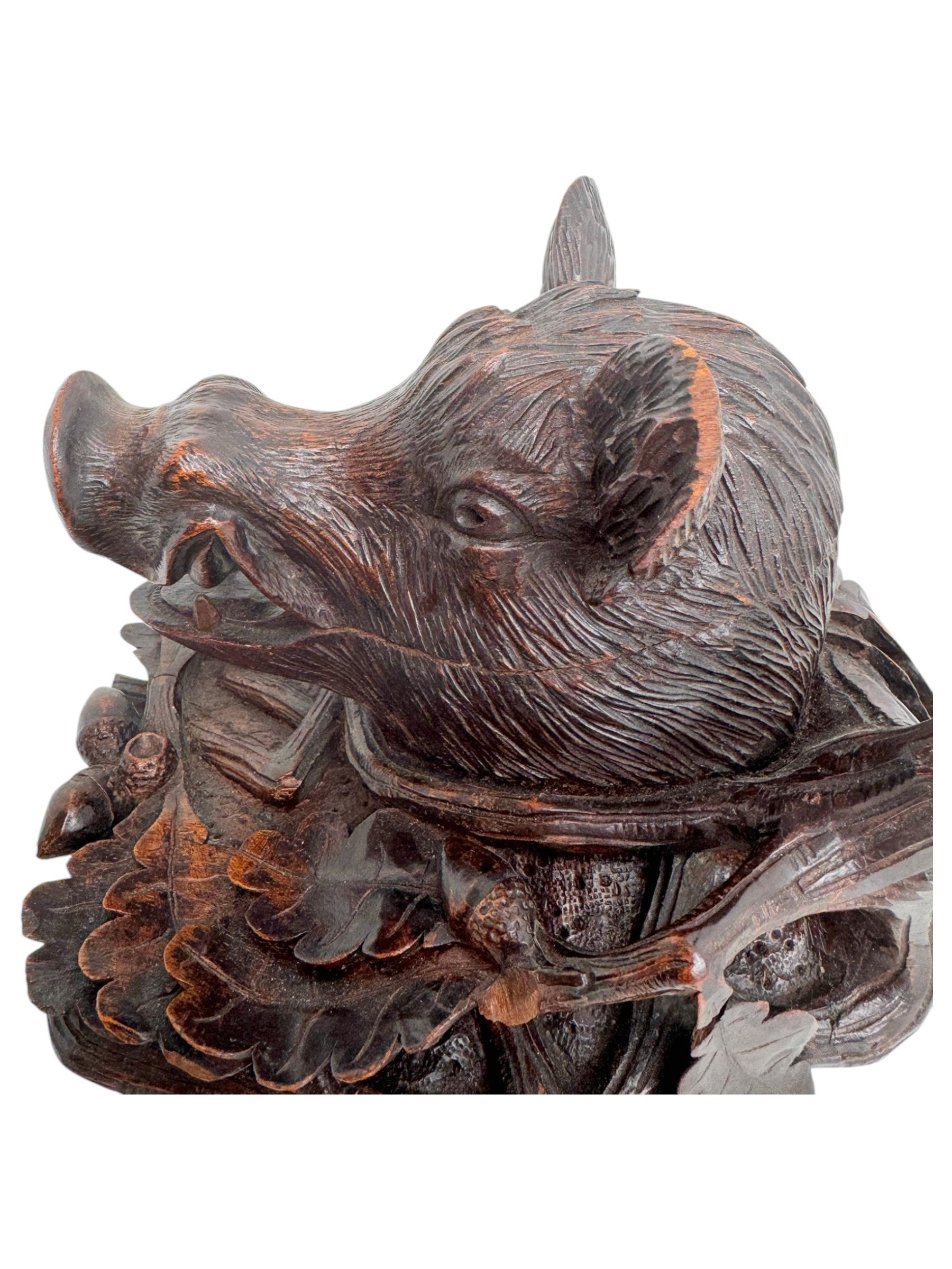 Außergewöhnliche Black Forest Holz geschnitzt Brienz Wildschwein Tintenfass Deutsch Antike im Angebot 4