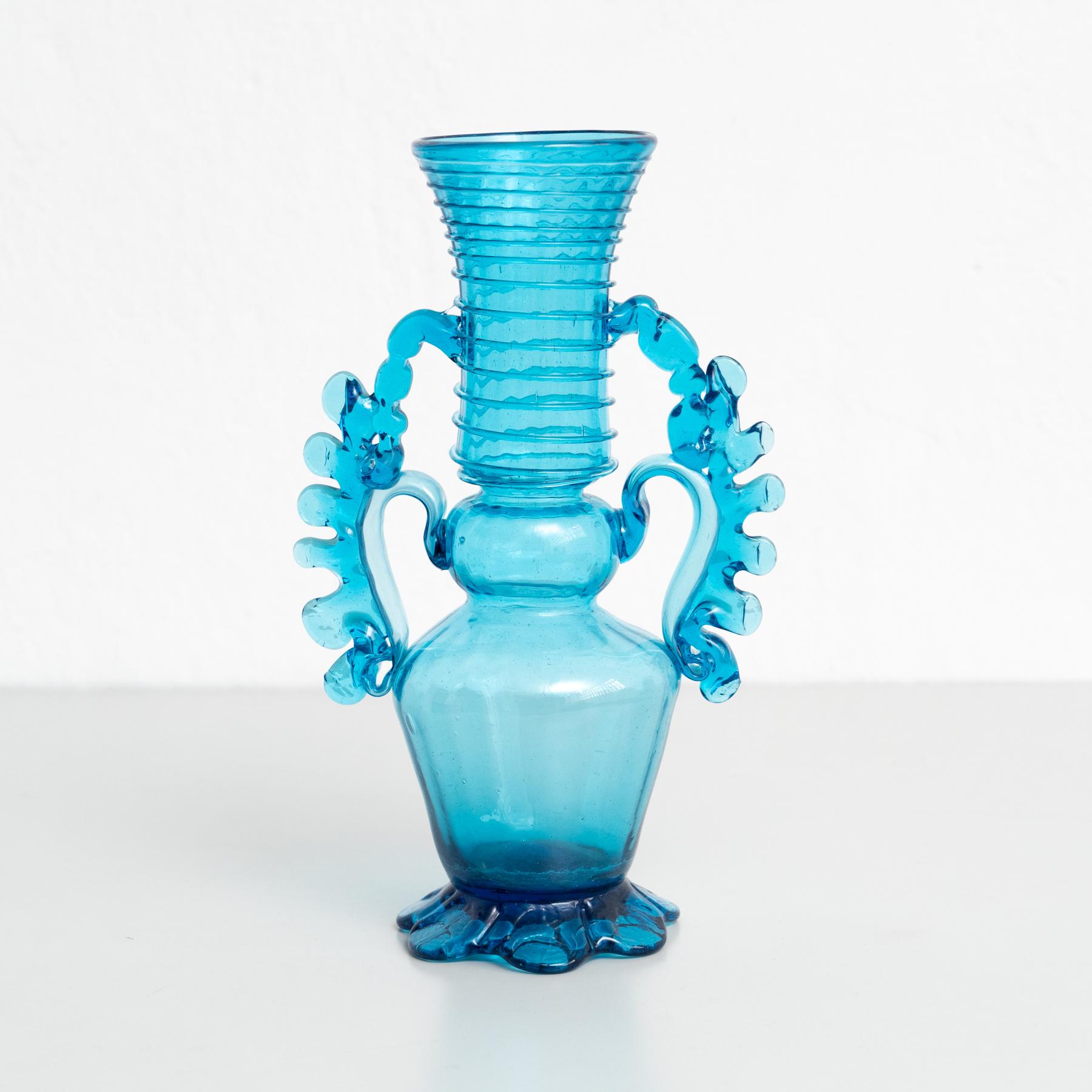 Mid-Century Modern Exceptional Blown Glass Vase - Early XXth Century - Spanish Craftsmanship For Sale