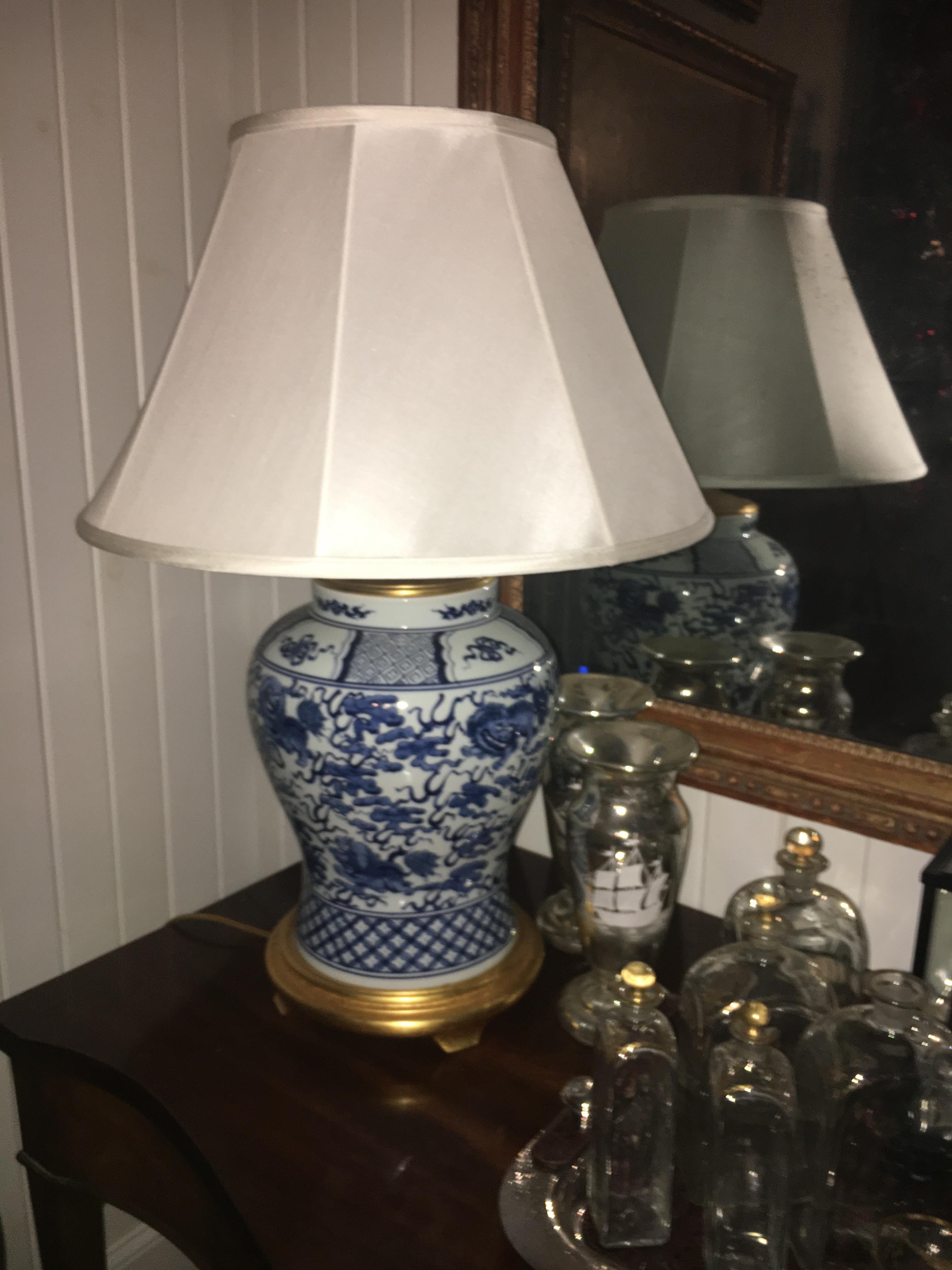 Exceptional Blue and White Vase on Giltwood Base Mounted as Lamp, Ralph Lauren  In Excellent Condition In Buchanan, MI