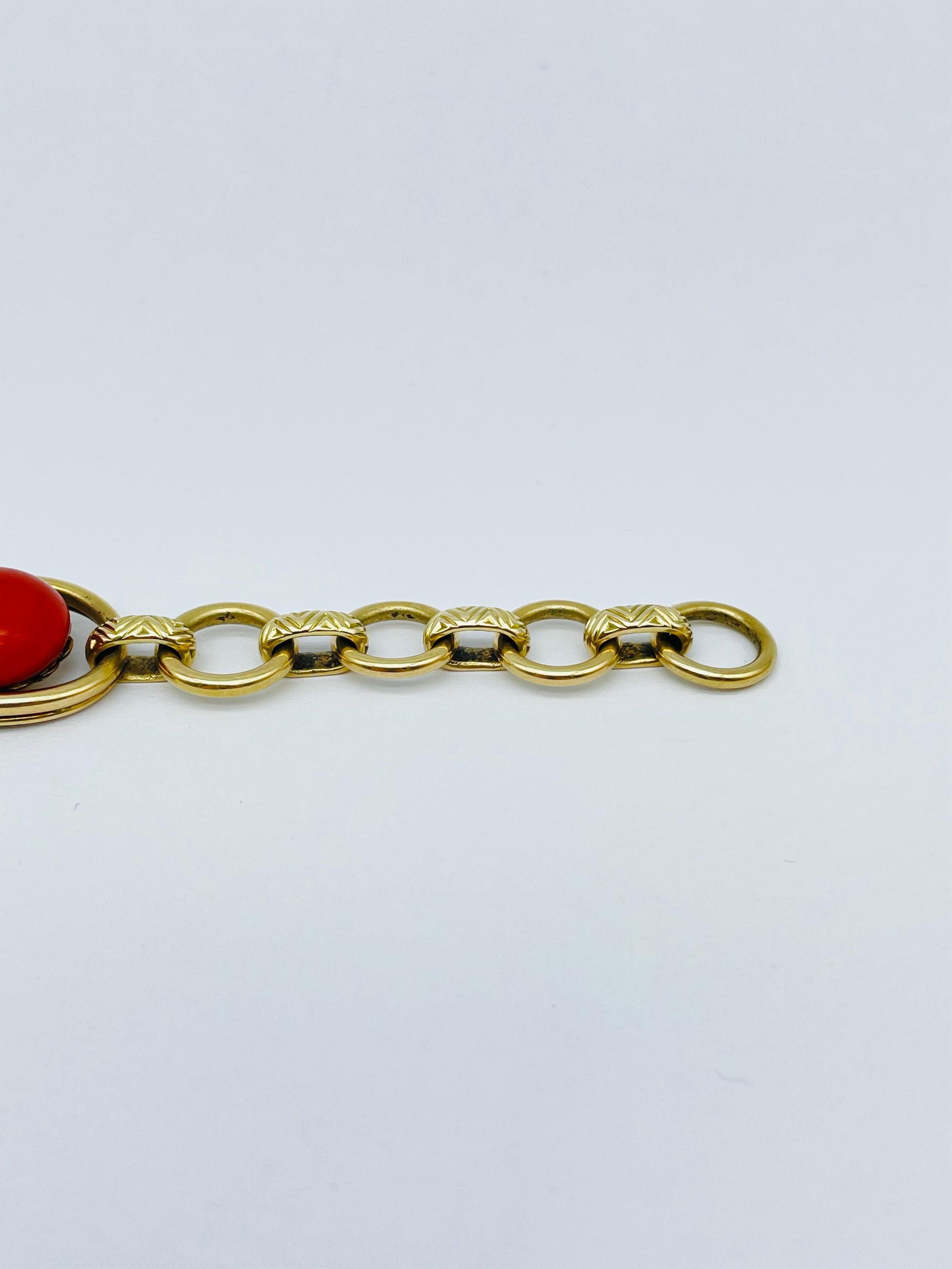 Cabochon Exceptional Bracelet 14k Gold Link Chain Red Coral For Sale