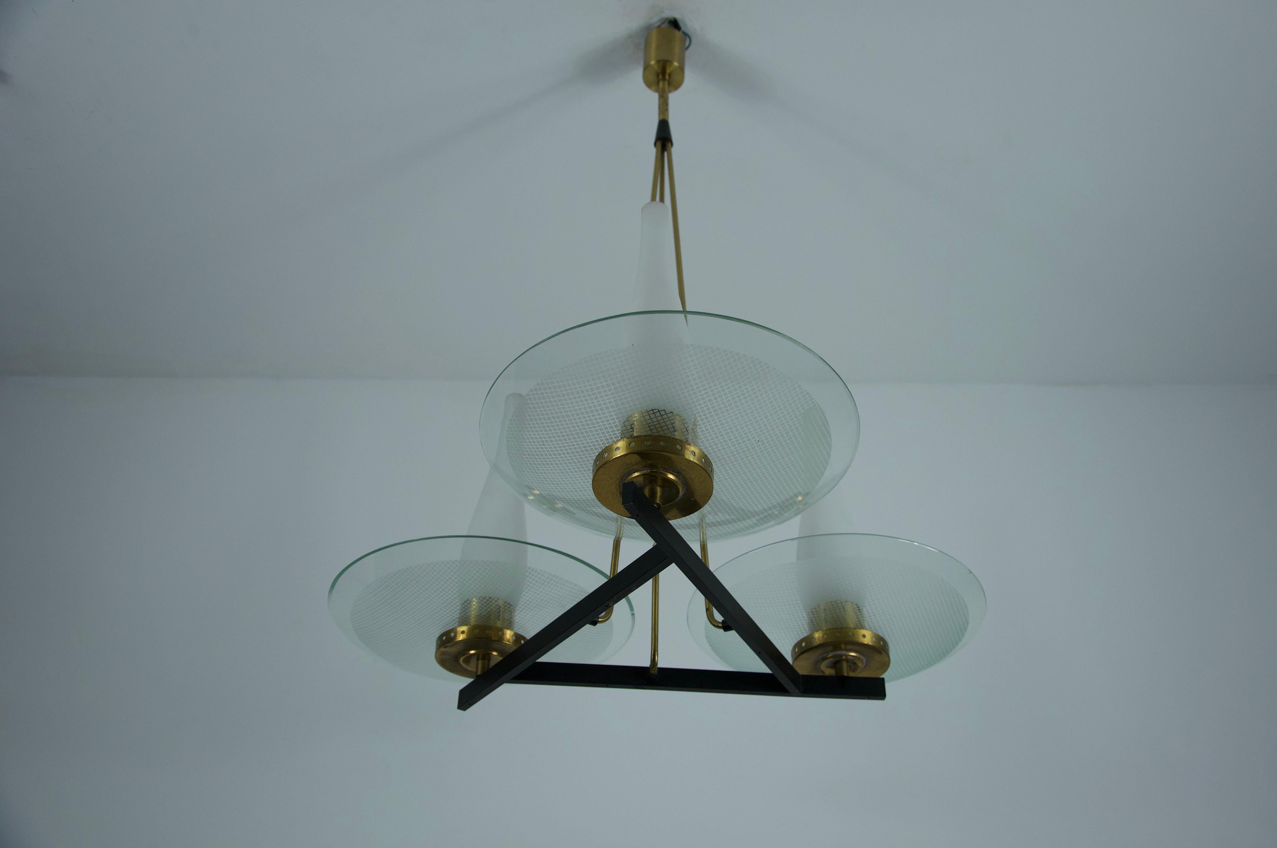 Exceptionnel lustre en laiton et verre de Stilnovo, années 1960, Italie en vente 6