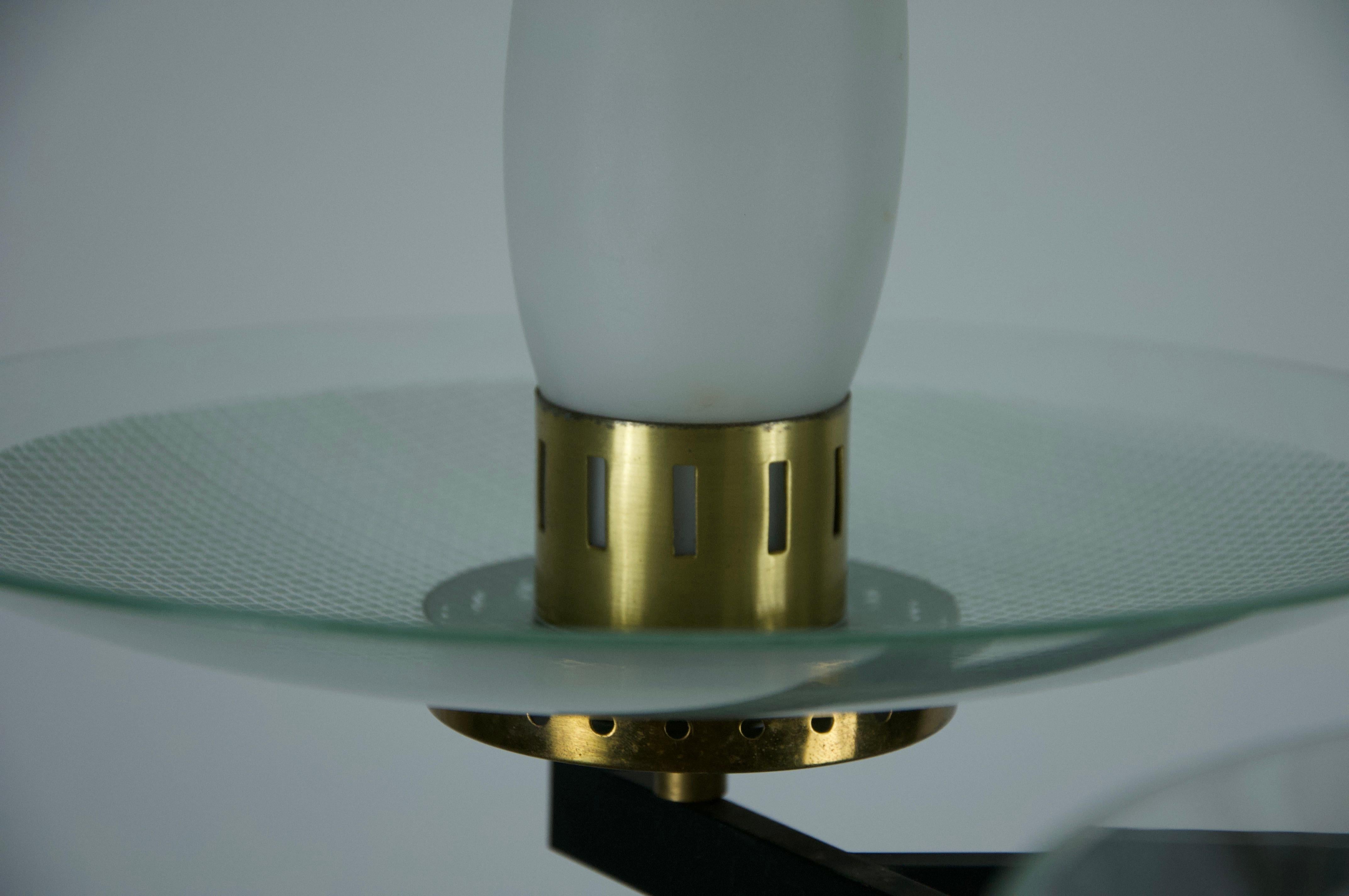 Exceptionnel lustre en laiton et verre de Stilnovo, années 1960, Italie en vente 10