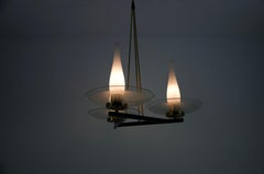 Exceptionnel lustre en laiton et verre de Stilnovo, années 1960, Italie