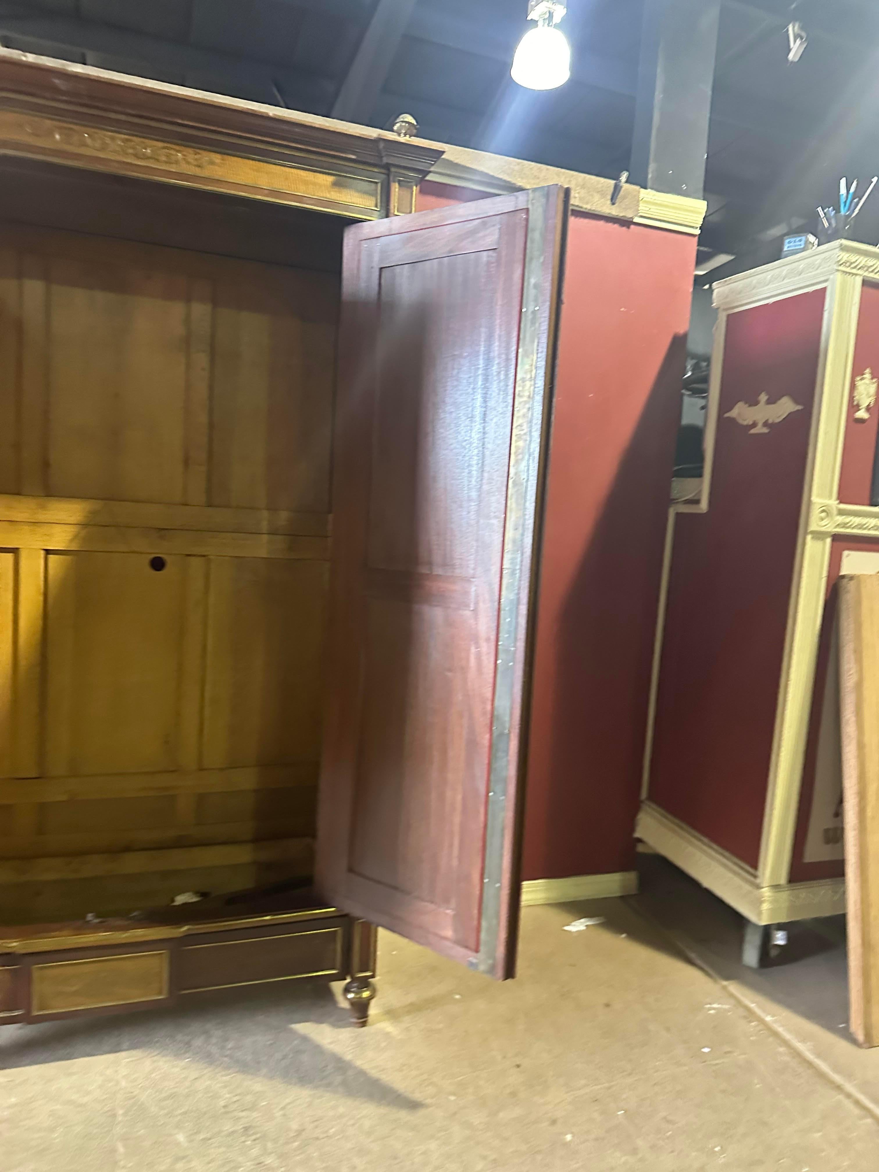 Exceptional Brass Inlaid French Directoire Beveled Mirrored Armoire TV Cabinet For Sale 10