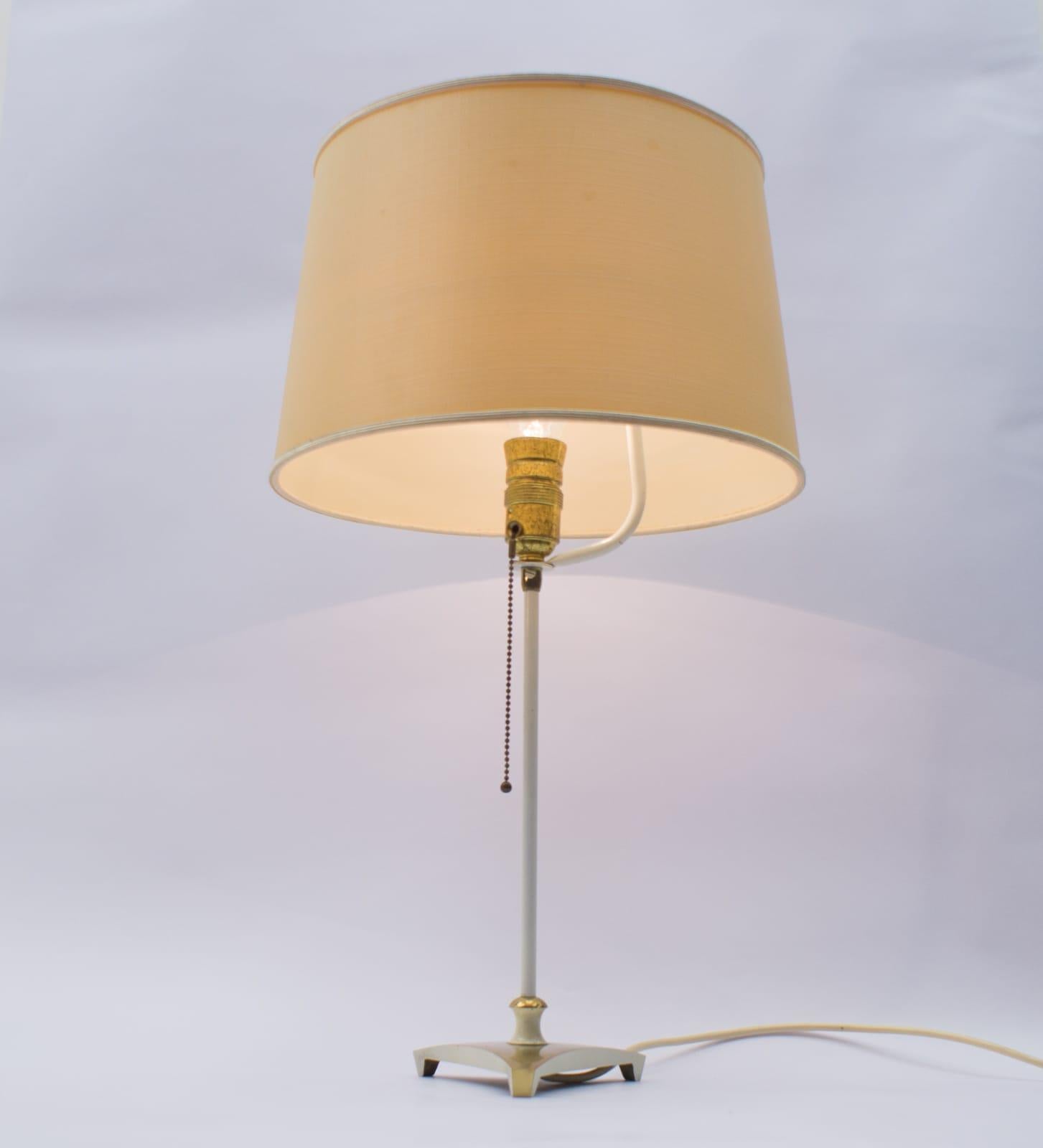 Exceptional Brass Table Lamp, Austria, 1950s In Good Condition For Sale In Nürnberg, Bayern