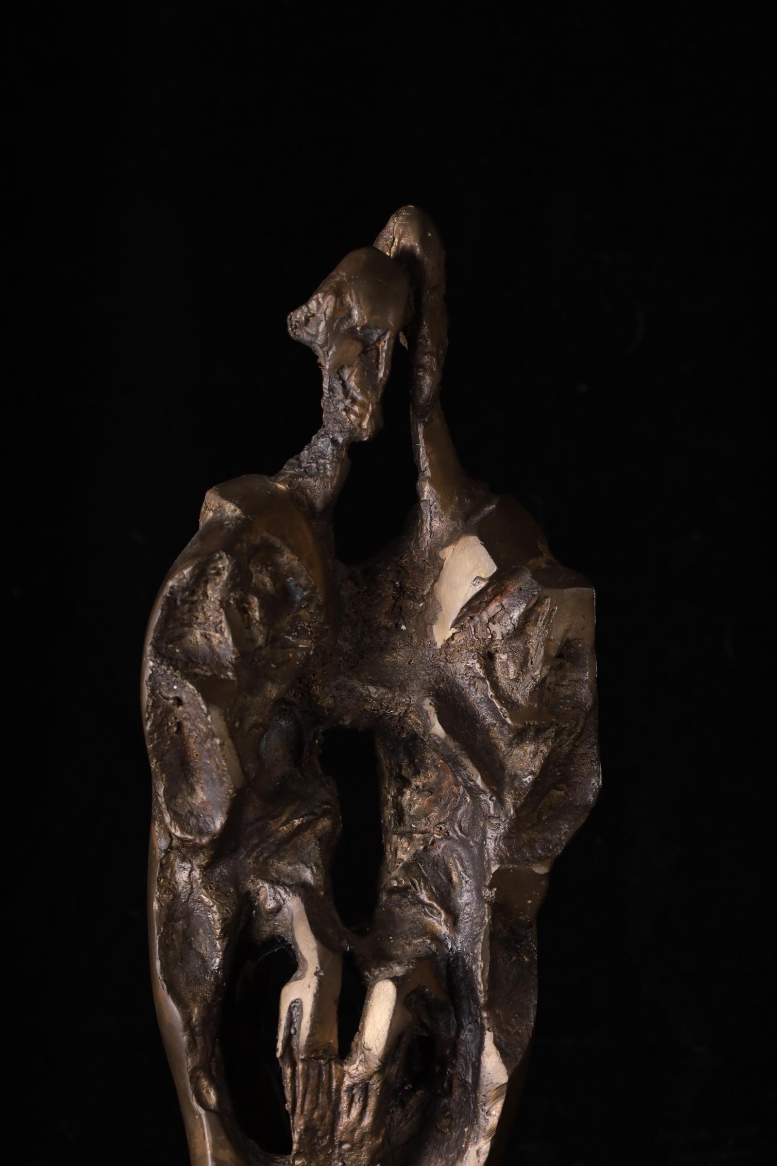 Außergewöhnliche abstrakte Bronzeskulptur von zwei Figuren - Studio Work  H56,5 cm im Zustand „Gut“ im Angebot in Fukuoka, JP