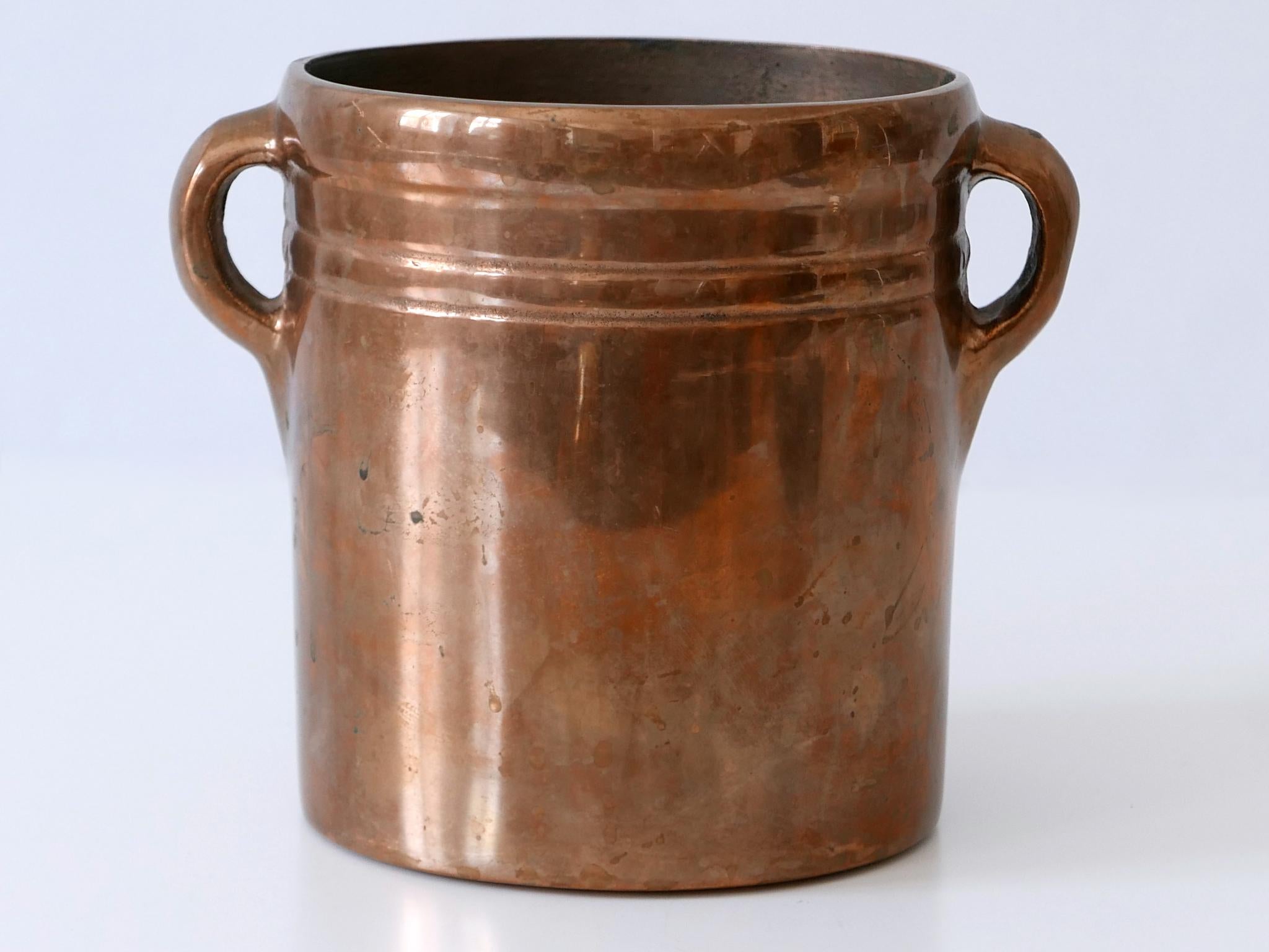 Italian Exceptional Bronze Champagne Cooler or Ice Bucket by Esa Fedrigolli for Esart For Sale