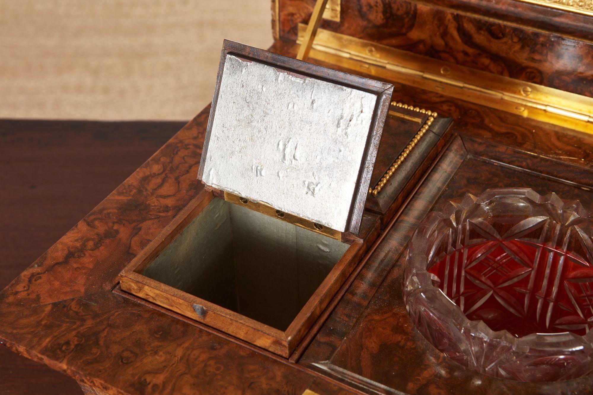 Exceptional Bronze Mounted Burl Caddy (19. Jahrhundert) im Angebot