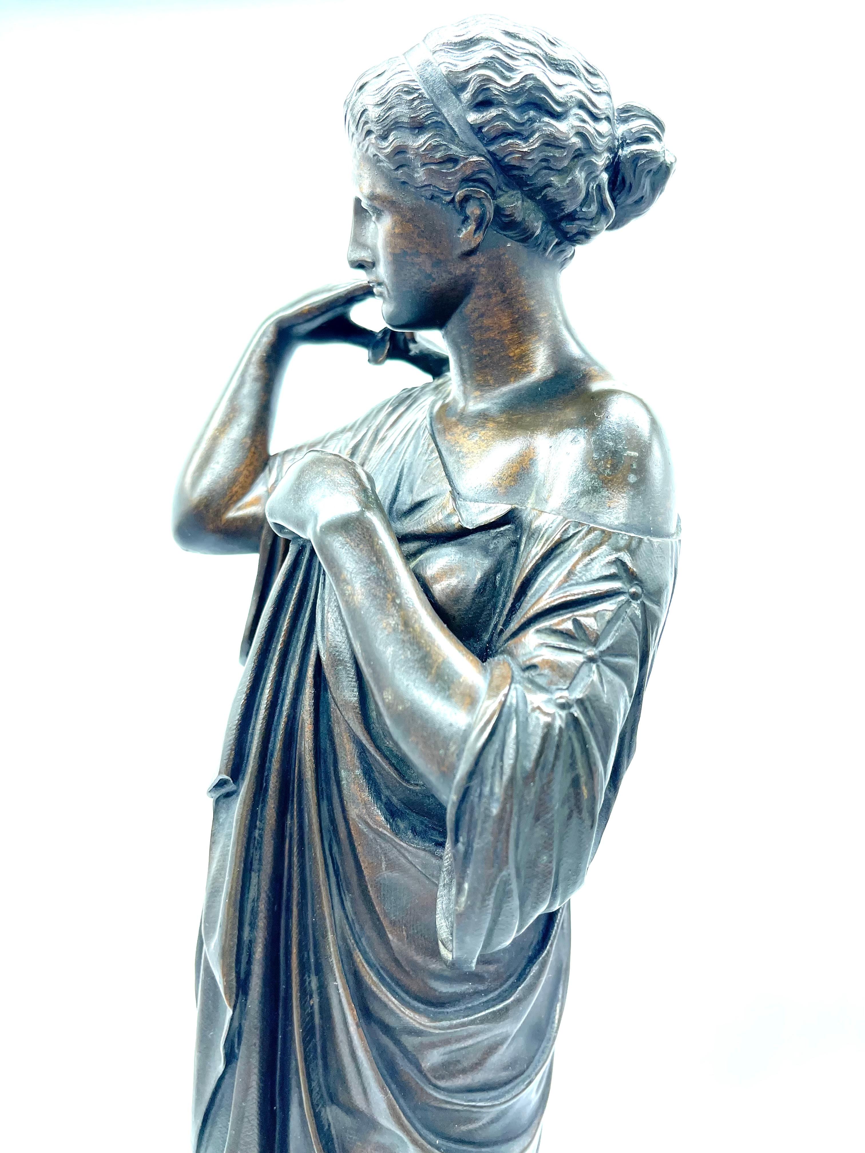 Eccezionale scultura in bronzo: Diana di Gabii (Artemis, dea della caccia) in vendita 2