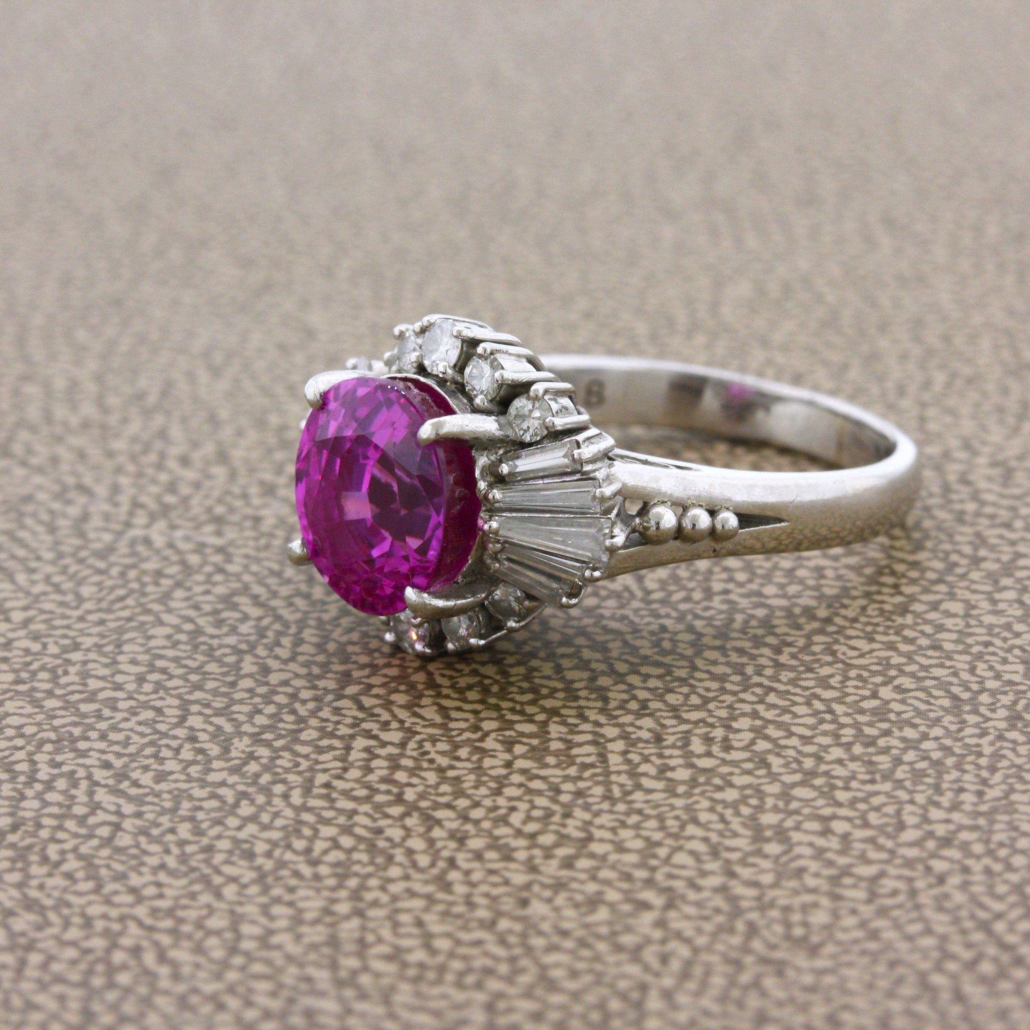 Außergewöhnlicher Platinring mitbblegum-rosa Saphir und Diamant, GIA-zertifiziert im Zustand „Neu“ im Angebot in Beverly Hills, CA