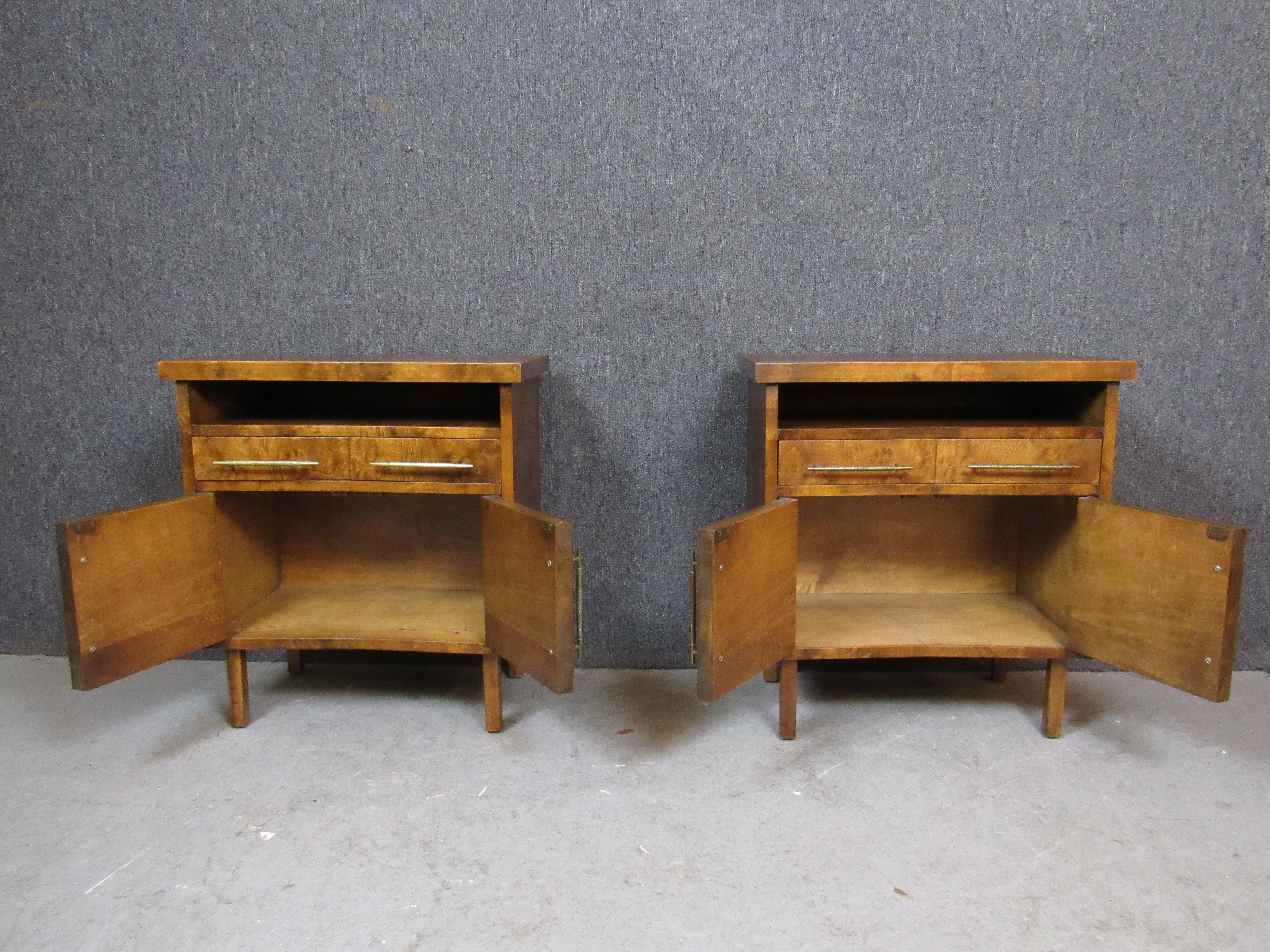 Burl Nightstands by Harold Schwartz for Romweber In Good Condition For Sale In Brooklyn, NY