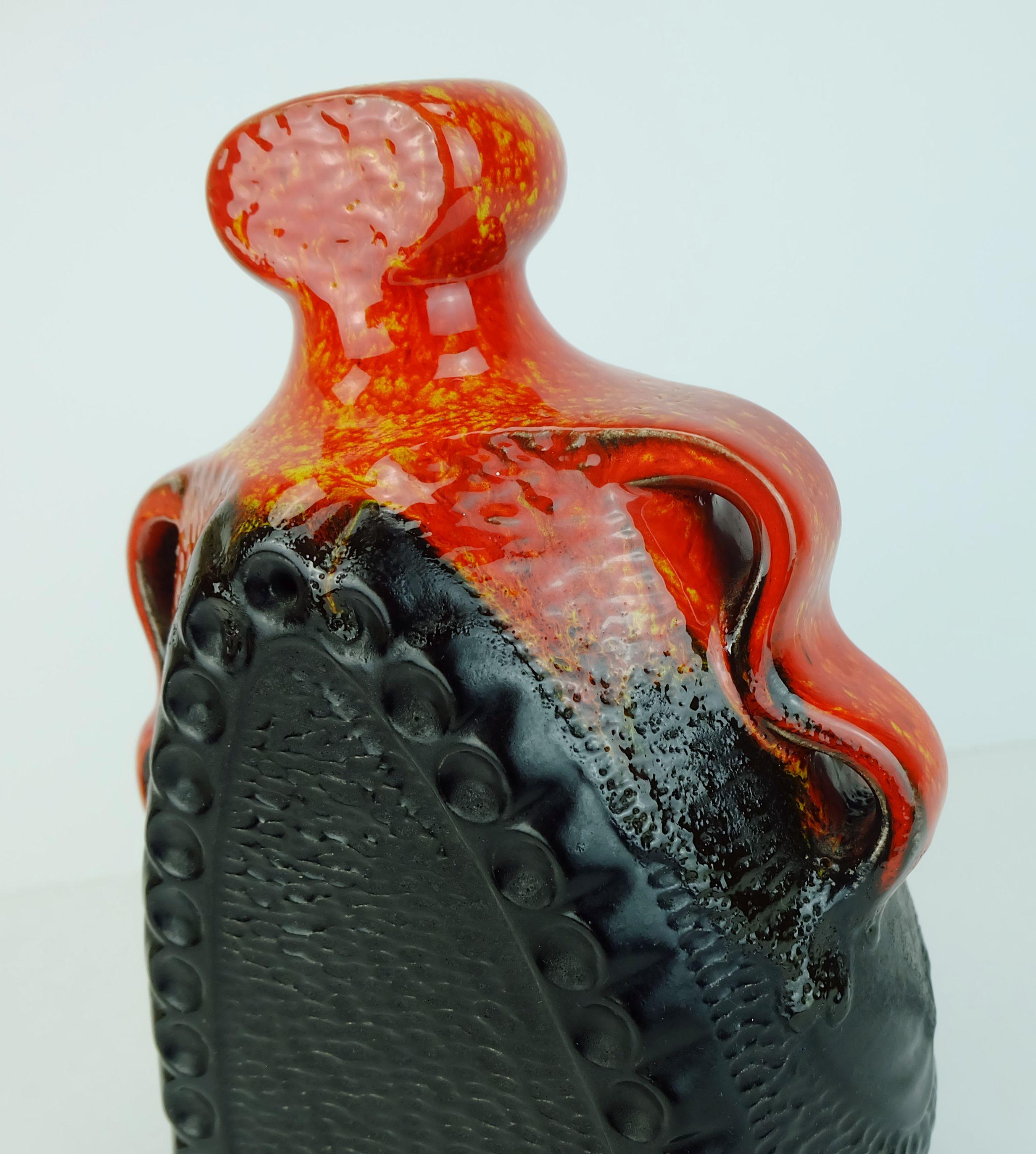 eccezionale portacandele in ceramica della baia Model No. 319 25 arancione e nero in vendita 3