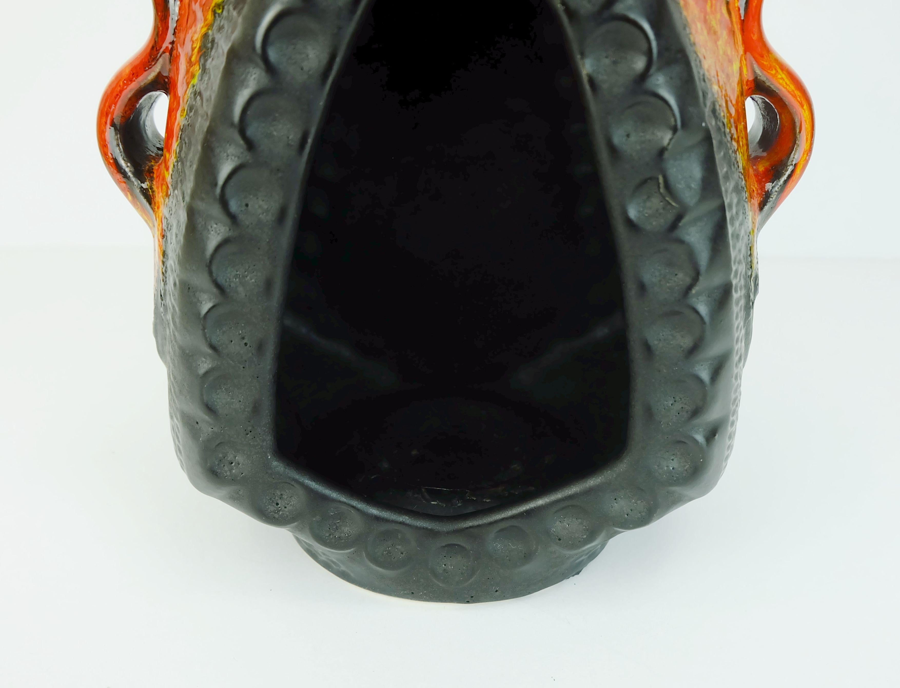 eccezionale portacandele in ceramica della baia Model No. 319 25 arancione e nero in vendita 2