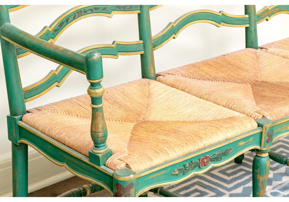 Giunco Exceptional Carved And Painted Three Seat Bench in vendita