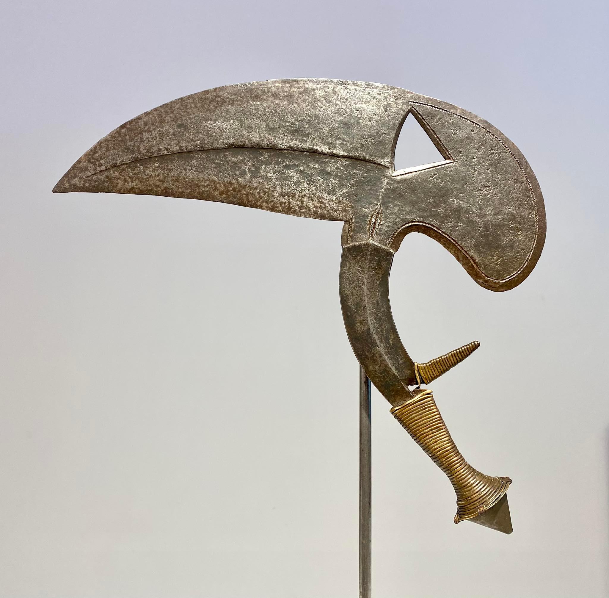 Exceptionnel couteau de cérémonie Kota Gabon non Congo People Type Onzil Musele Osele en vente 2