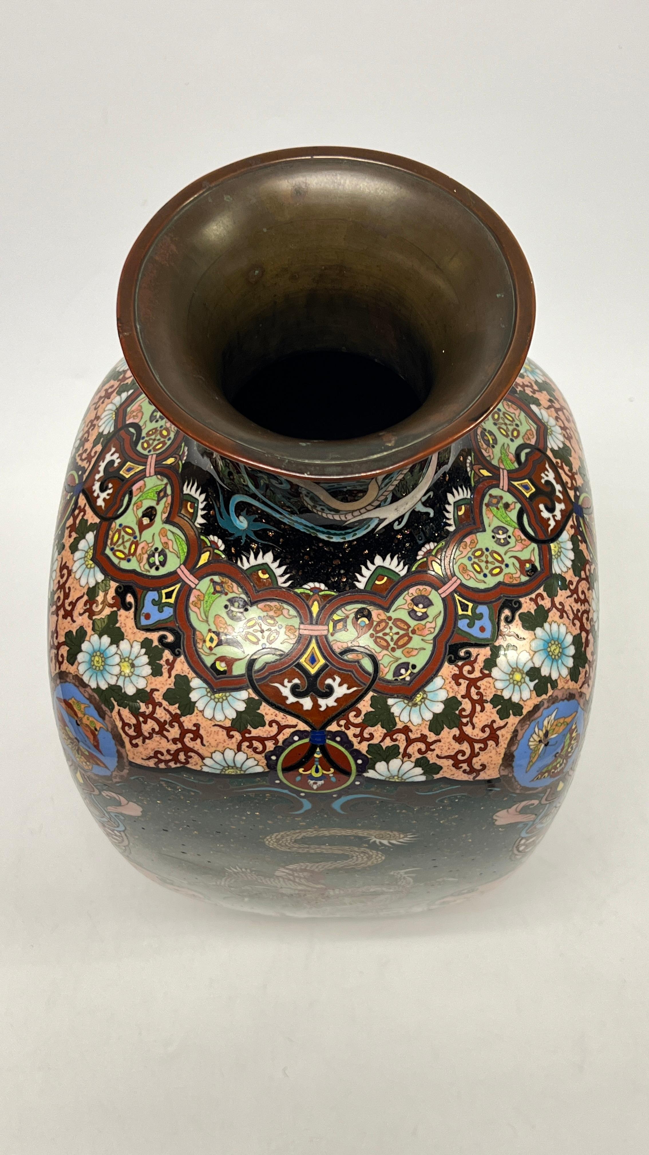Exceptional Chinese or Japanese Cloisonne Vase Depicting Dragons 13
