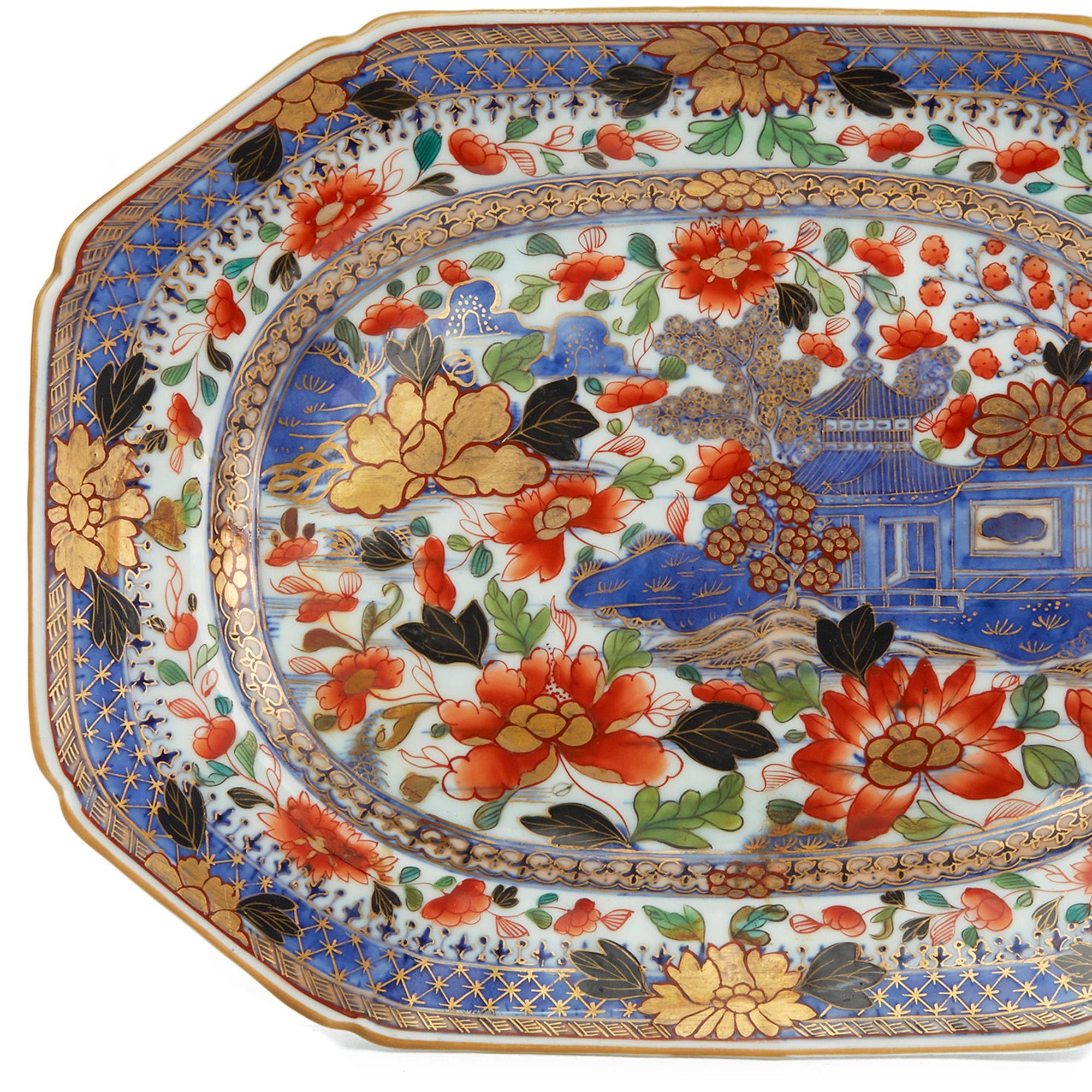 Hand-Painted Exceptional Chinese Qianlong Porcelain Overpainted Serving Dish, circa 1760