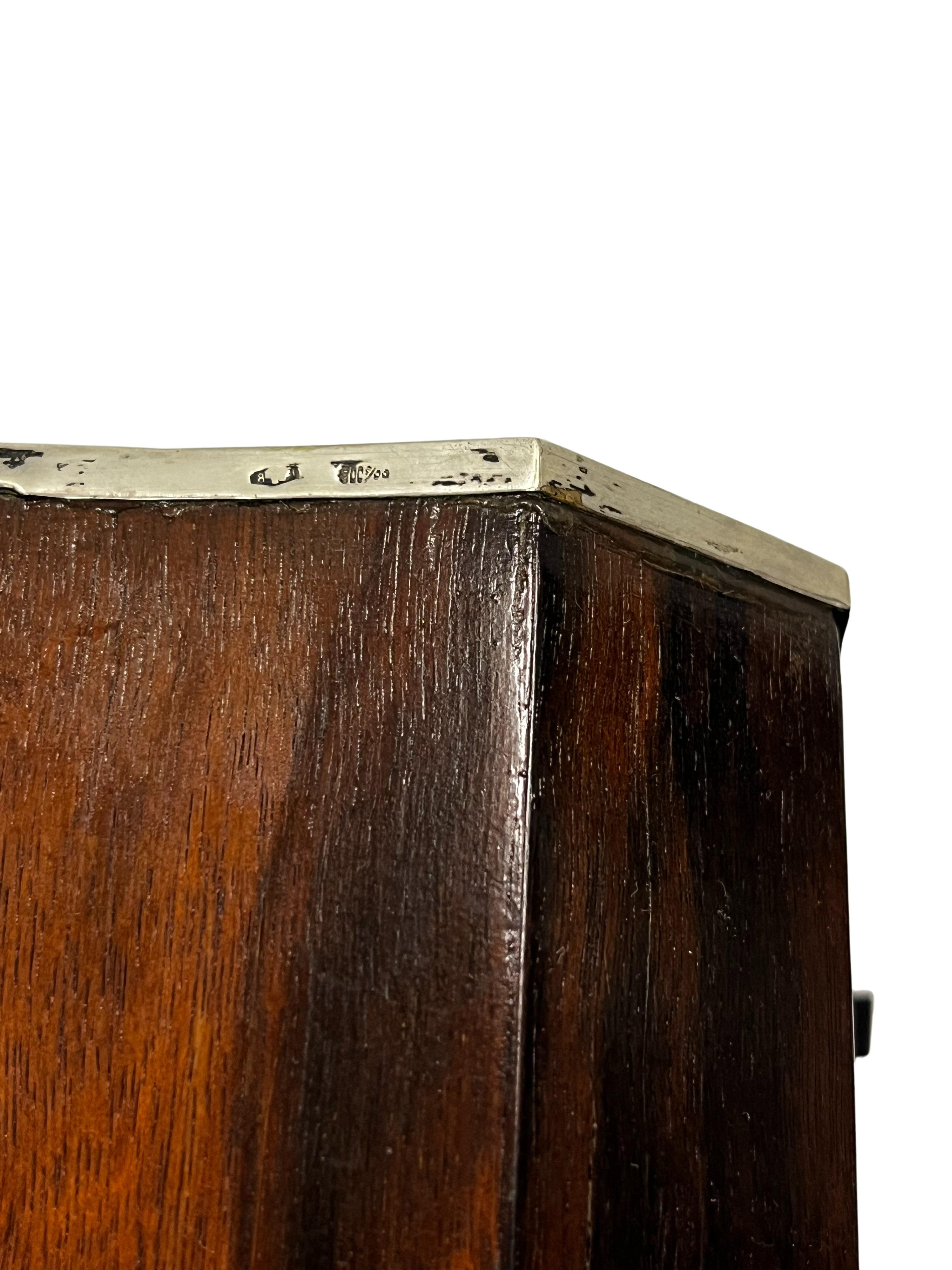 Fatto a mano Exceptional cigarette box, smoking accessory, silver, 1920s, Art Deco, France in vendita